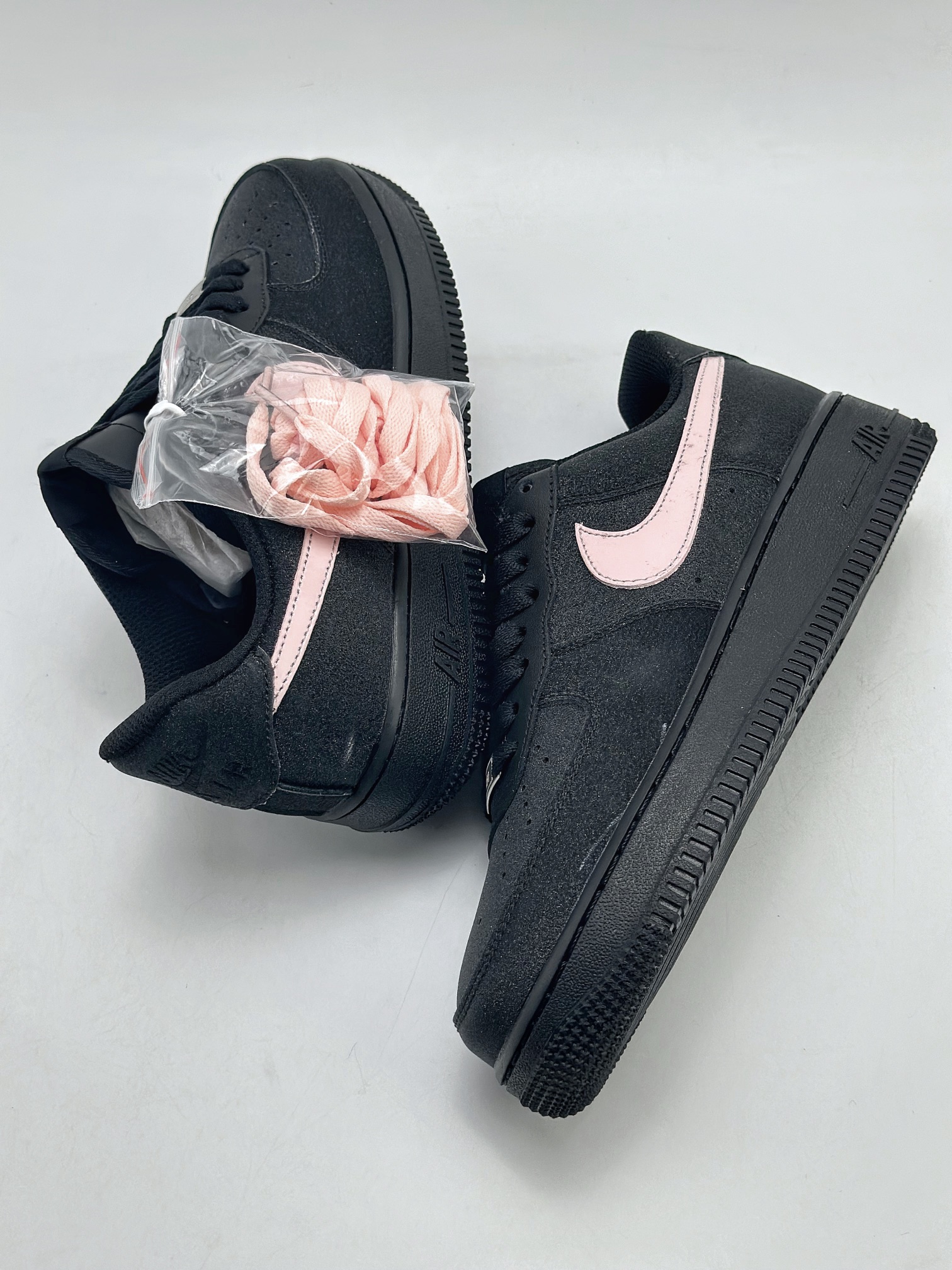 260 Nike Air Force 1 Low 07 黑闪粉勾 CW2288-013