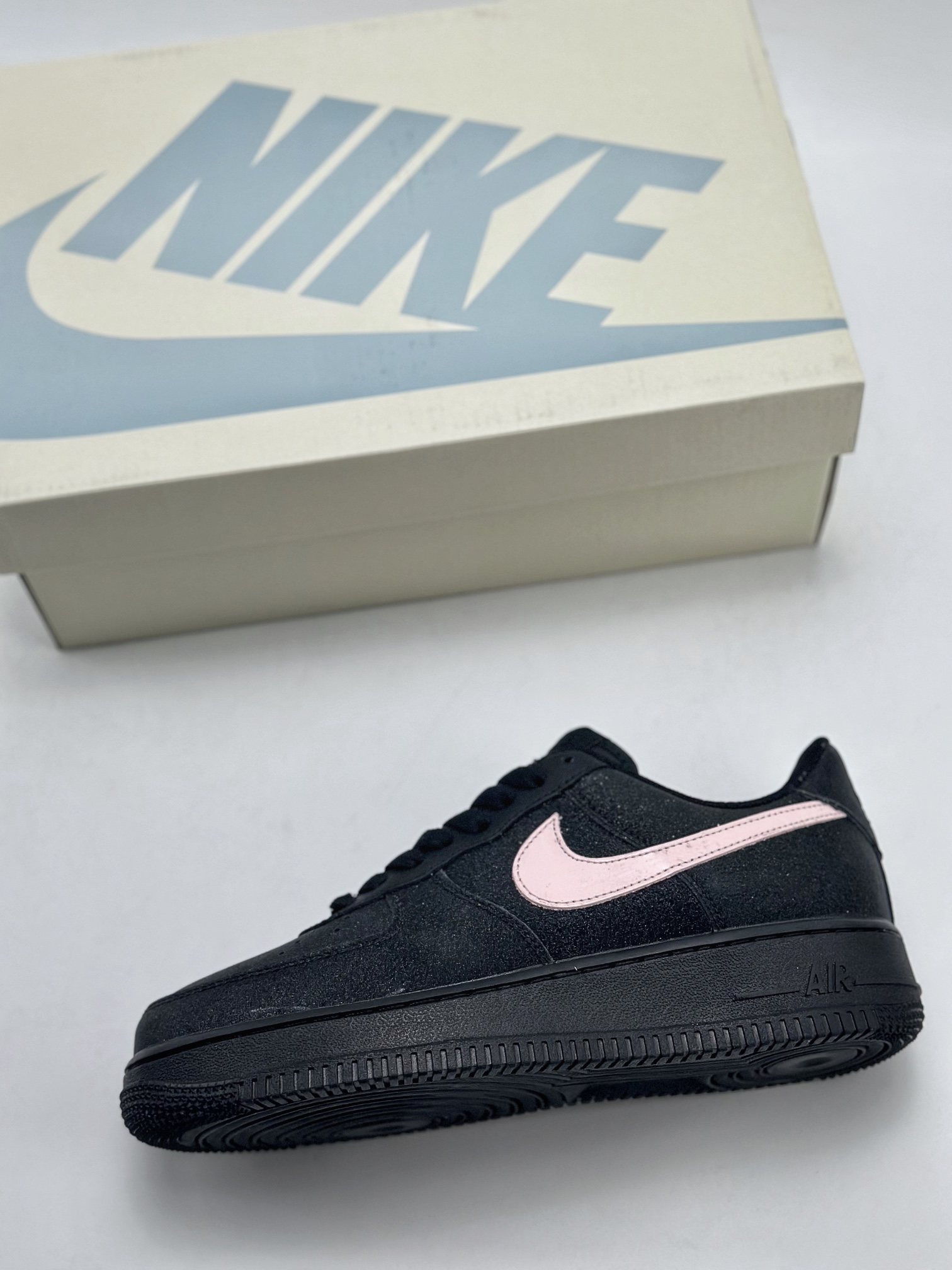 260 Nike Air Force 1 Low 07 黑闪粉勾 CW2288-013