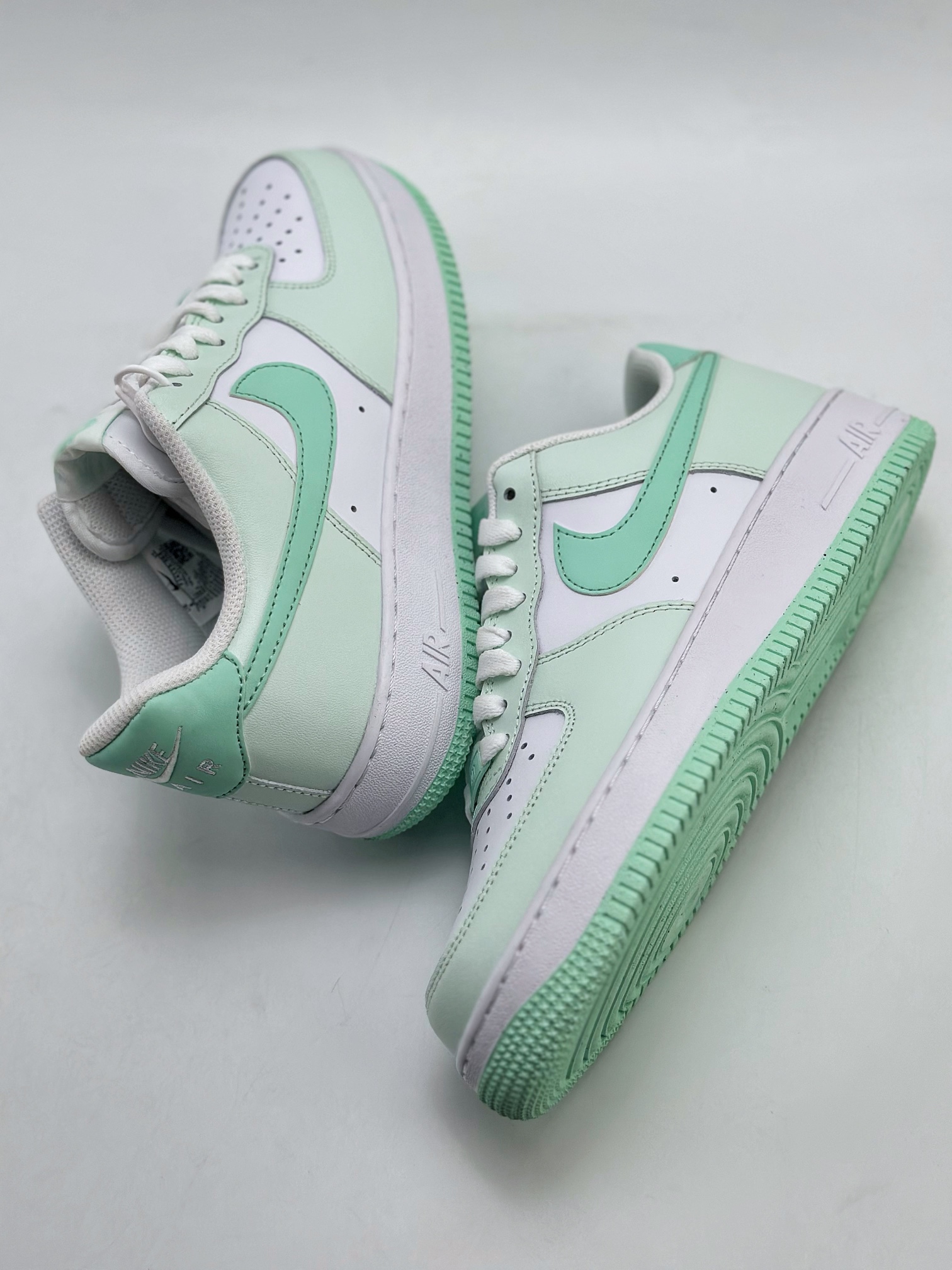 200 Nike Air Force 1 Low 07 薄荷绿白 FZ4123-394