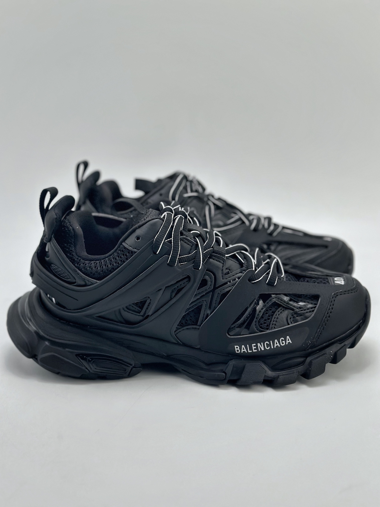 280 BALENCIAGA Track Trainers 3.0代 高奢品牌-巴黎世家 复古野跑姥爹潮流百搭慢跑鞋 542436 W3FE3 3000 尺码：35-46