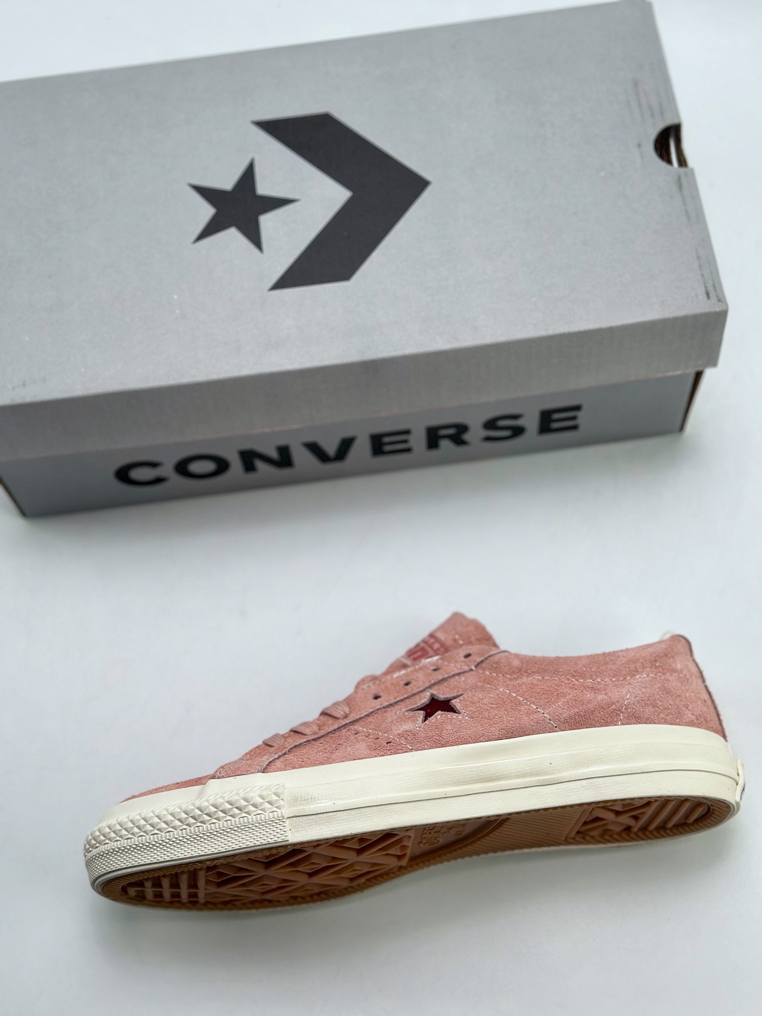 160 Converse One Star Pro 粉红色