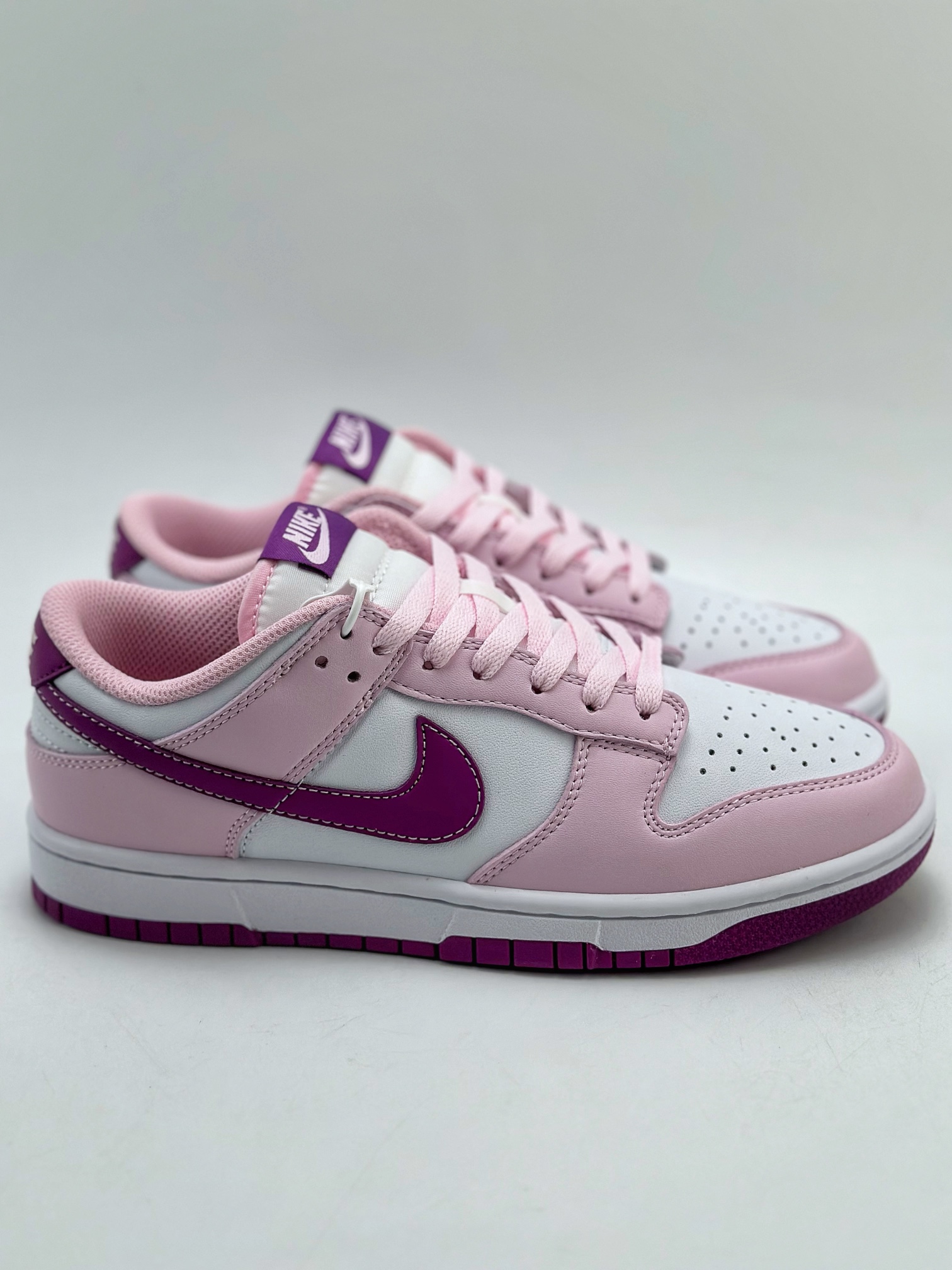 180 NIKE SB Dunk Low 白粉紫 FB9109-104