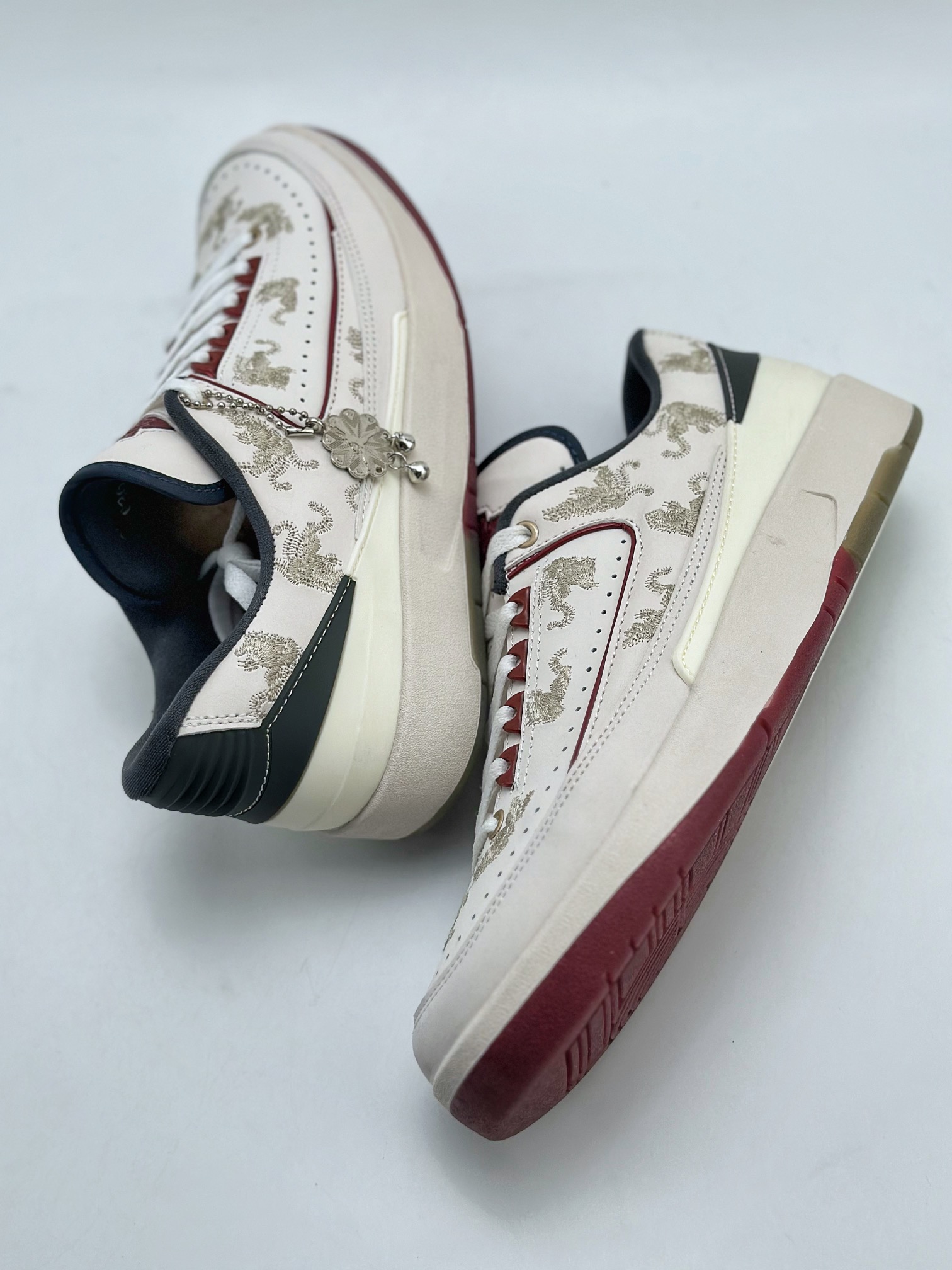 190 Air Jordan 2 Low Retro low SP 低帮复古篮球鞋 FJ5736-100