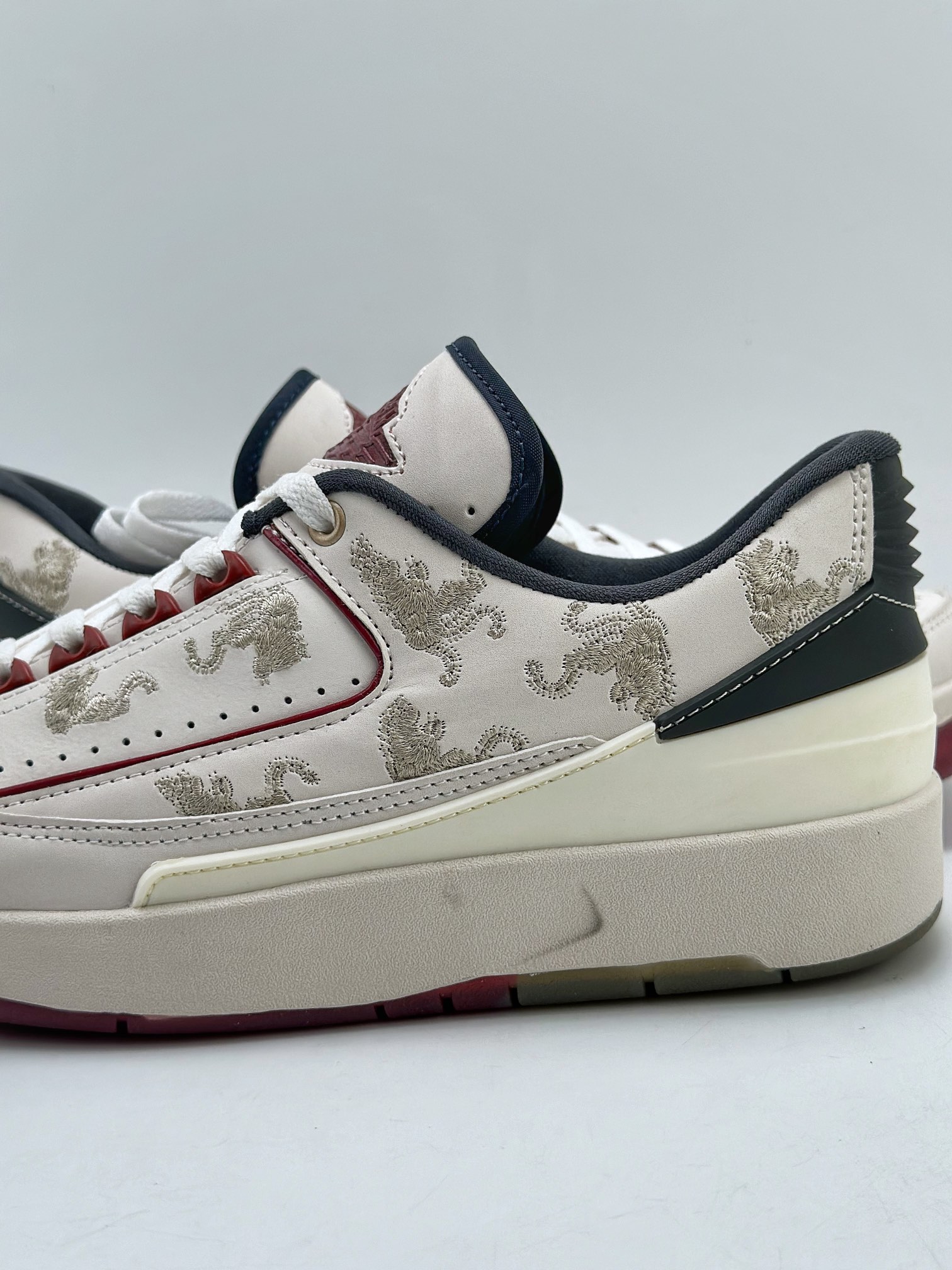 190 Air Jordan 2 Low Retro low SP 低帮复古篮球鞋 FJ5736-100