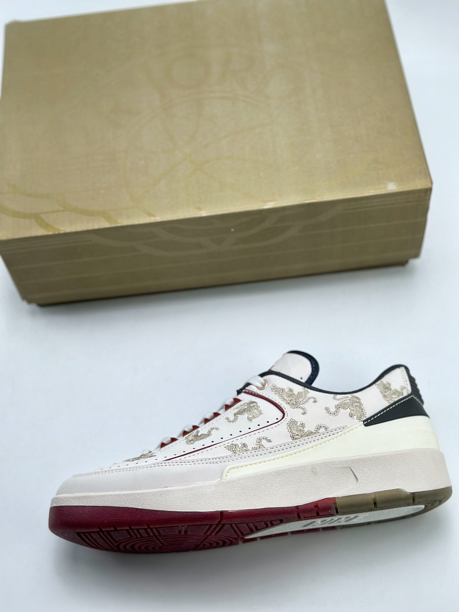 190 Air Jordan 2 Low Retro low SP 低帮复古篮球鞋 FJ5736-100