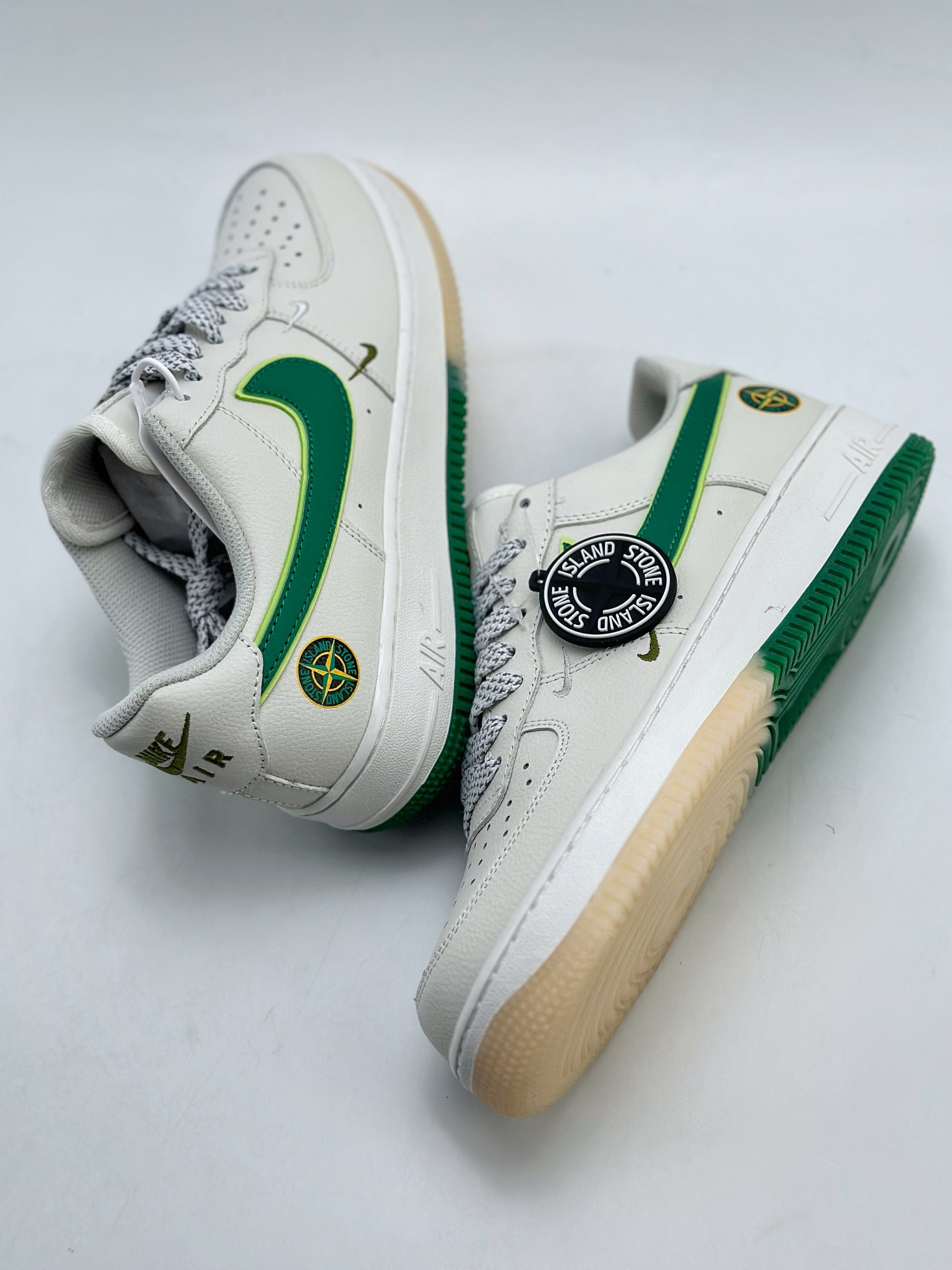 260 Nike Air Force 1 Low 07 x Stone Island 石头岛白绿 SL-240111