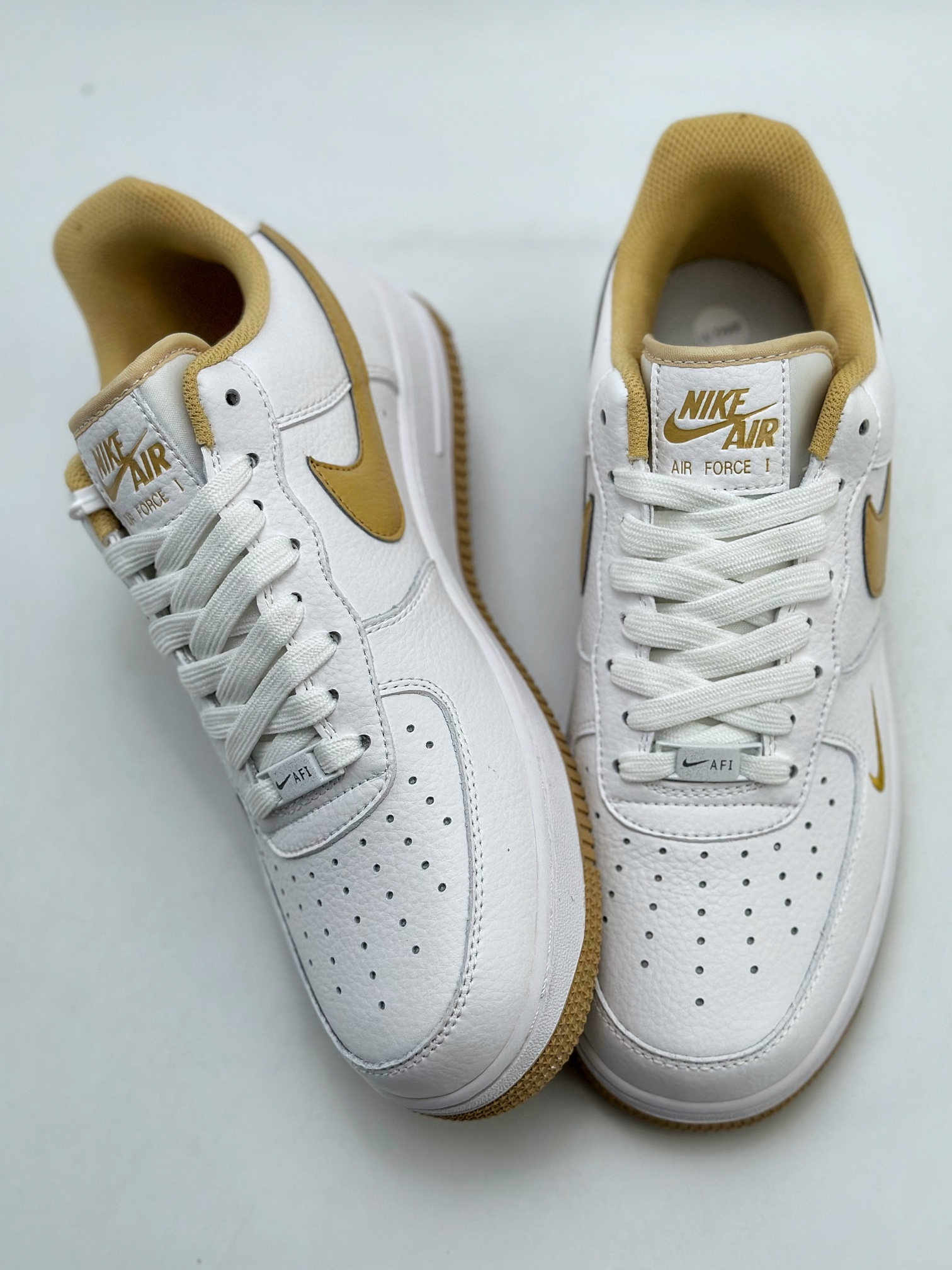 200 Nike Air Force 1 Low 07 40周年白黄 MN5263-122