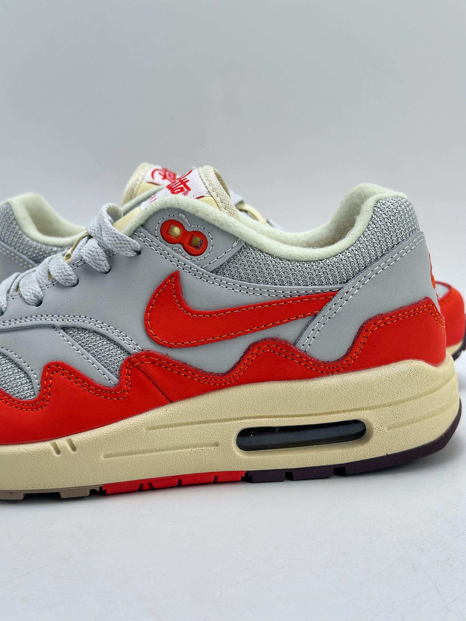 180 Nike Air Max 1 灰红 复古休闲跑步鞋 DH1348-600