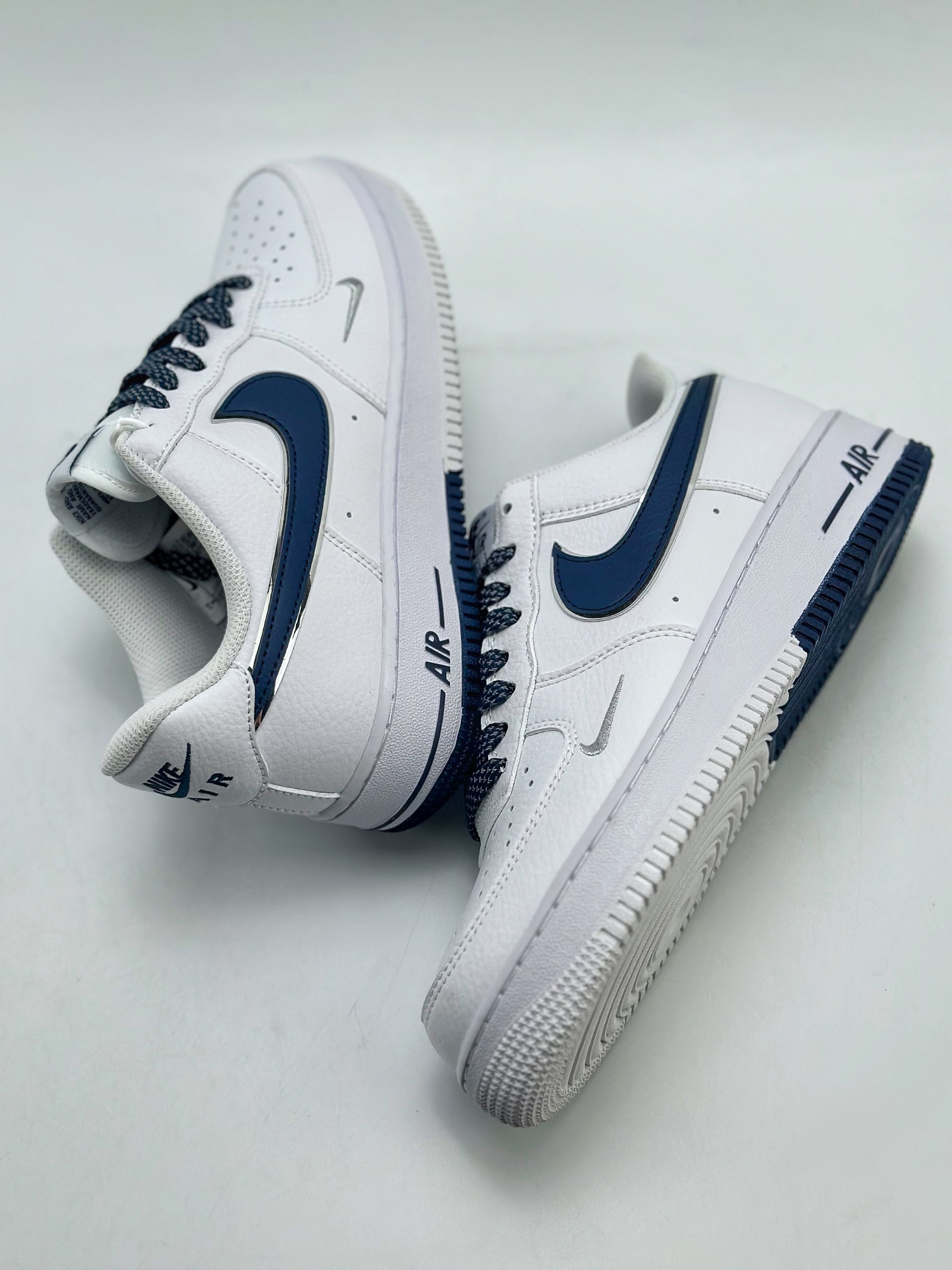 220 Nike Air Force 1 Low 07 白蓝满天星