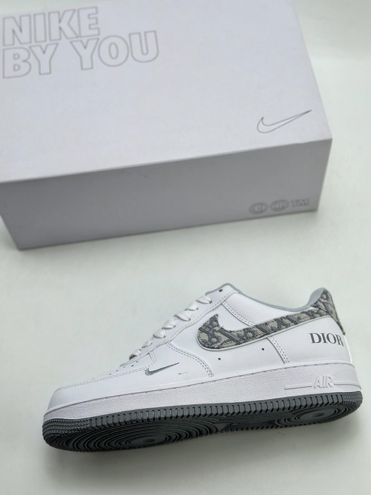 220 Nike Air Force 1 Low 07 x DIOR 白灰