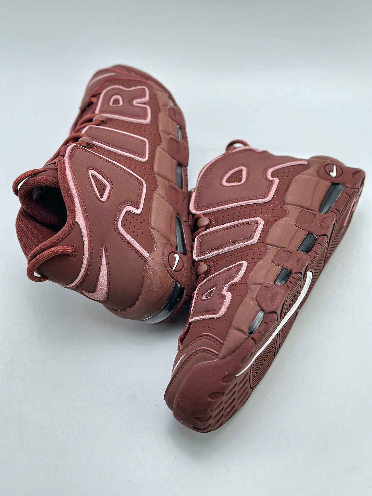 260 Air More Uptempo ”Dark Pony and Soft Pink” 粉棕 DV3466-200