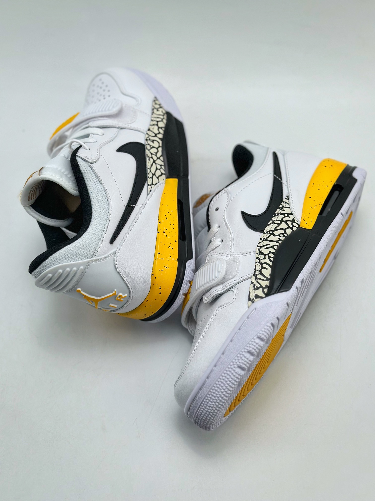 200 Nike Air Jordan Legacy 312 Low 乔丹最强三合一混合版 CD7069-107