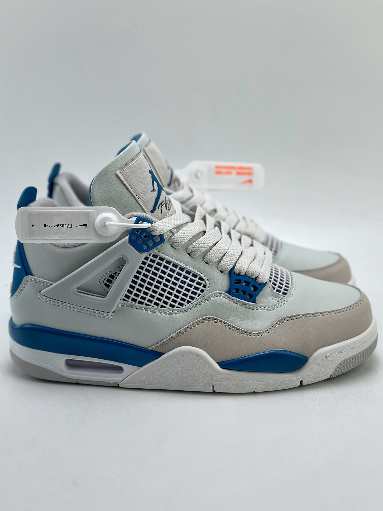 200 Air Jordan 4 Retro ”Military Blue” 白蓝  FV5029-141