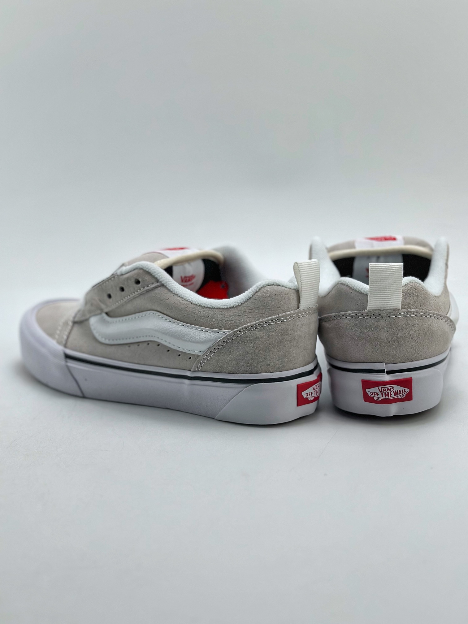 150 Vans Classics Knu Skool 范斯官方  经典米白面包鞋