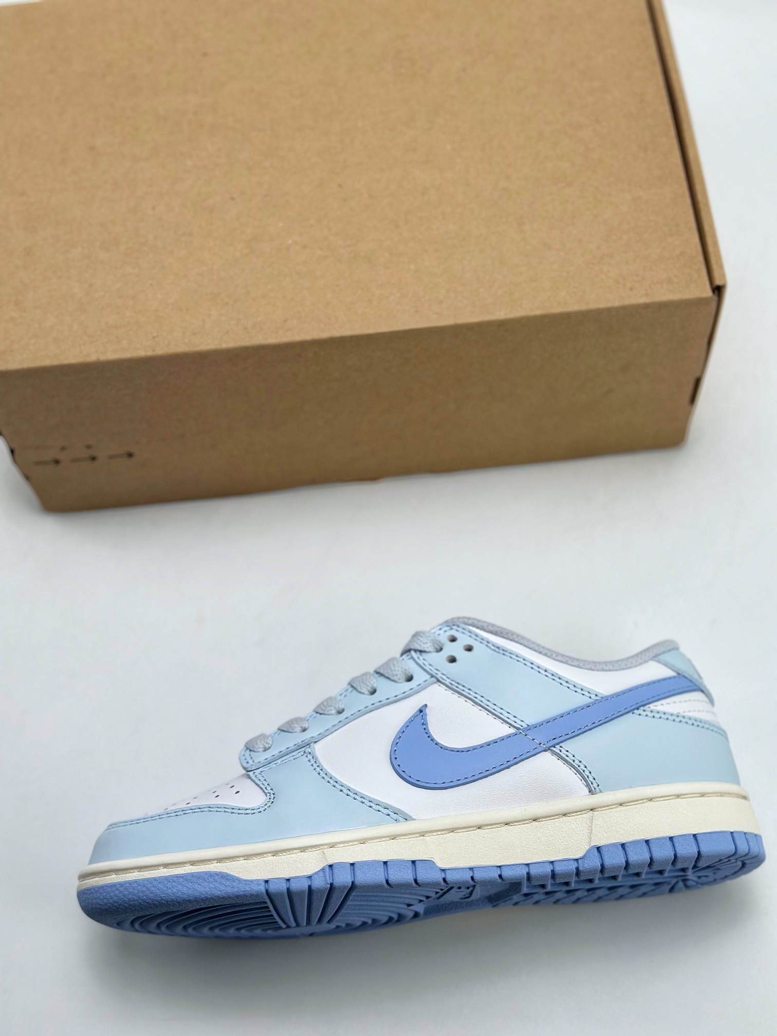 240 NIKE SB Dunk Low 海盐蓝白 DD1873-400