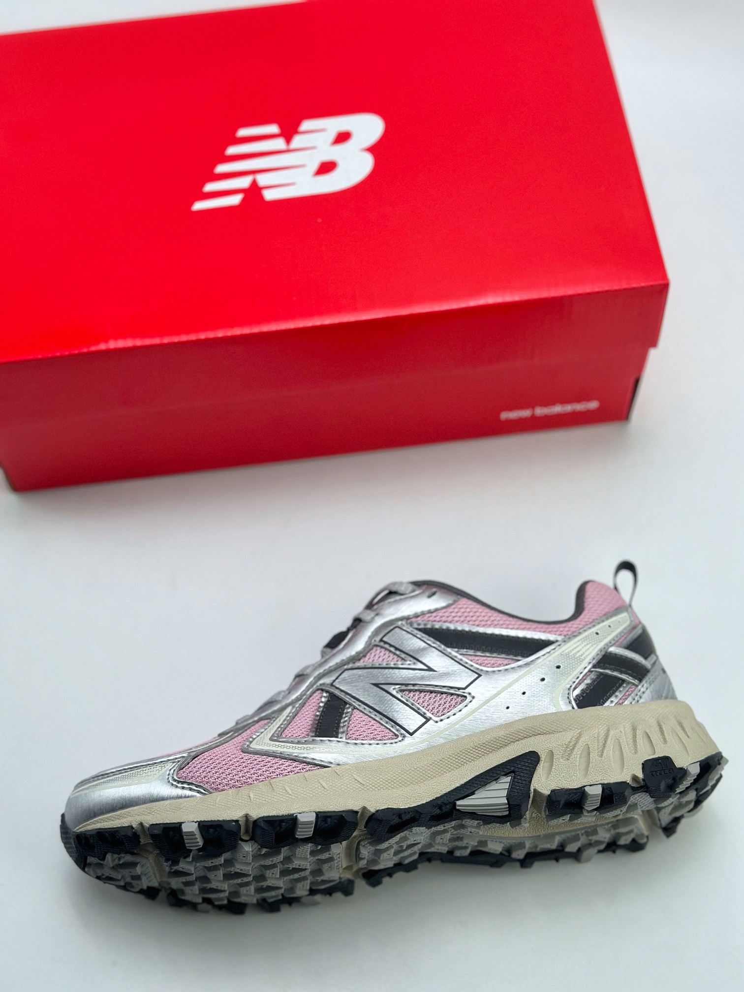 200 New Balance NB410 v5 银粉 美产血统经典复古休闲运动百搭老爹跑步鞋 MT410KR5HD