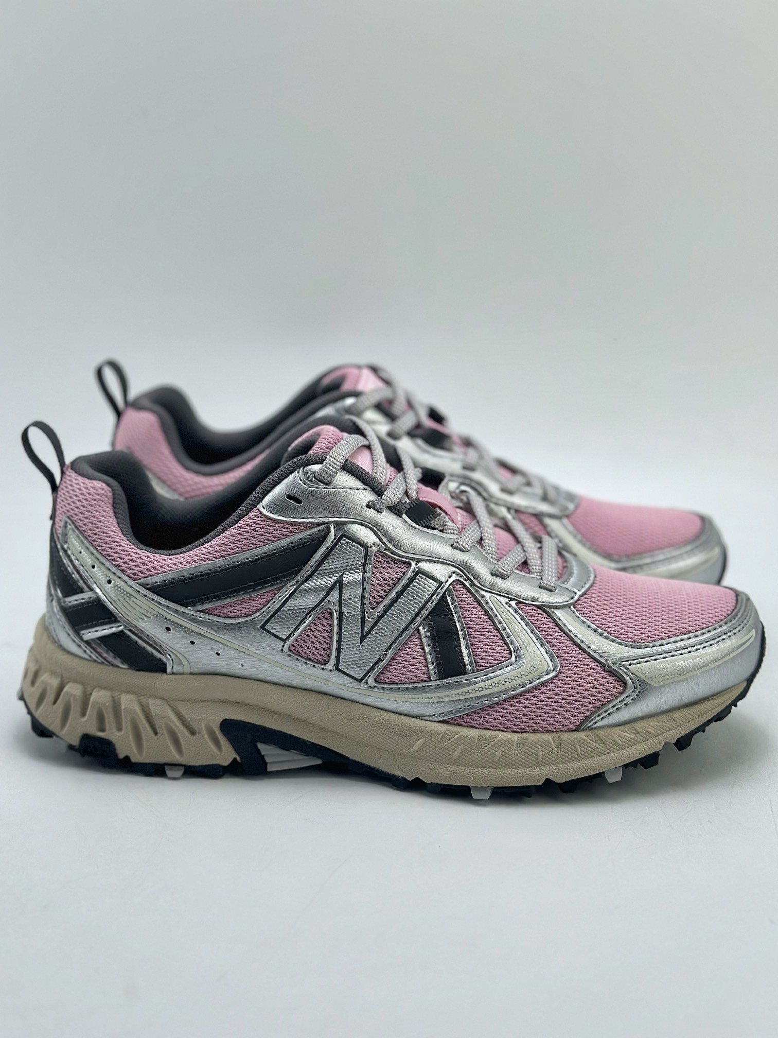 200 New Balance NB410 v5 银粉 美产血统经典复古休闲运动百搭老爹跑步鞋 MT410KR5HD