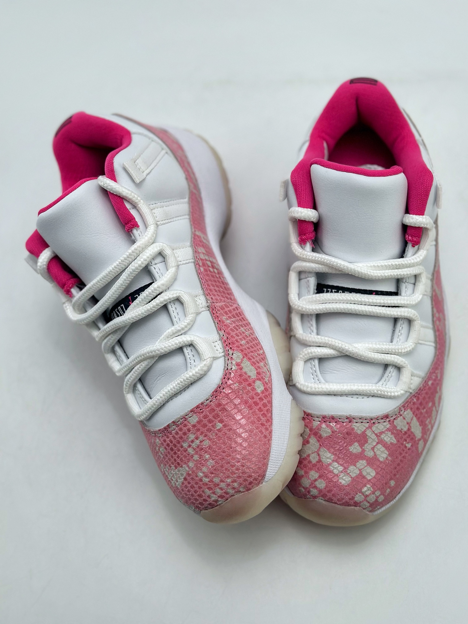 280 Air Jordan 11 Low pink snakeskin 白粉 AJ11 粉蛇  AH7860-106