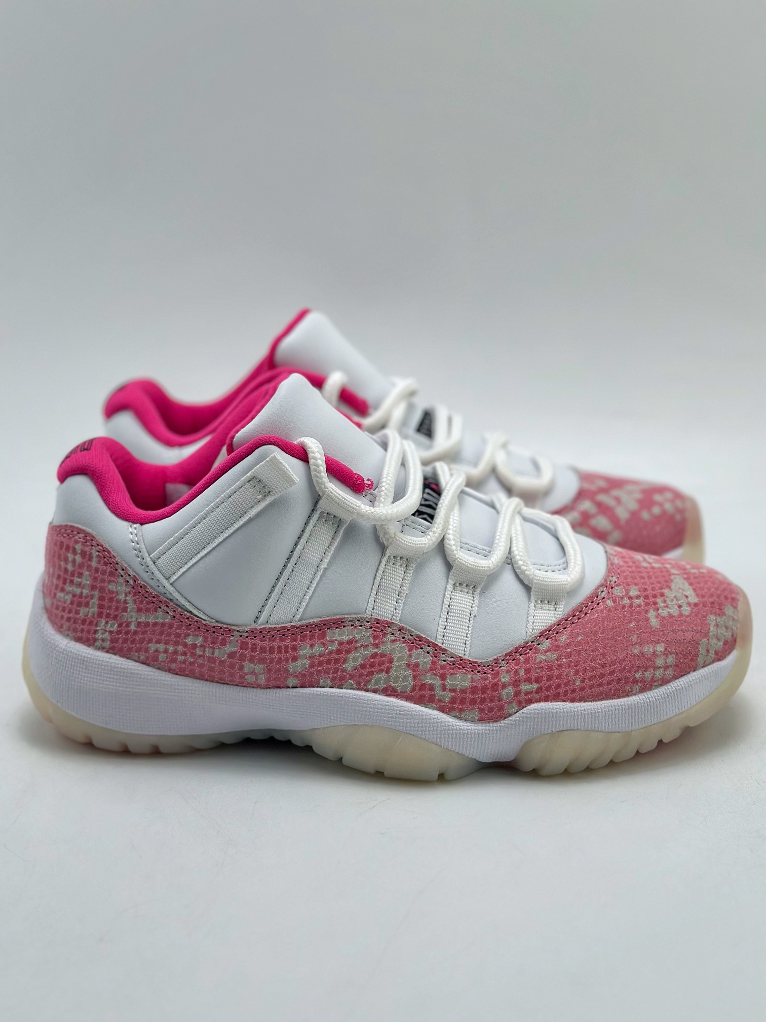 280 Air Jordan 11 Low pink snakeskin 白粉 AJ11 粉蛇  AH7860-106