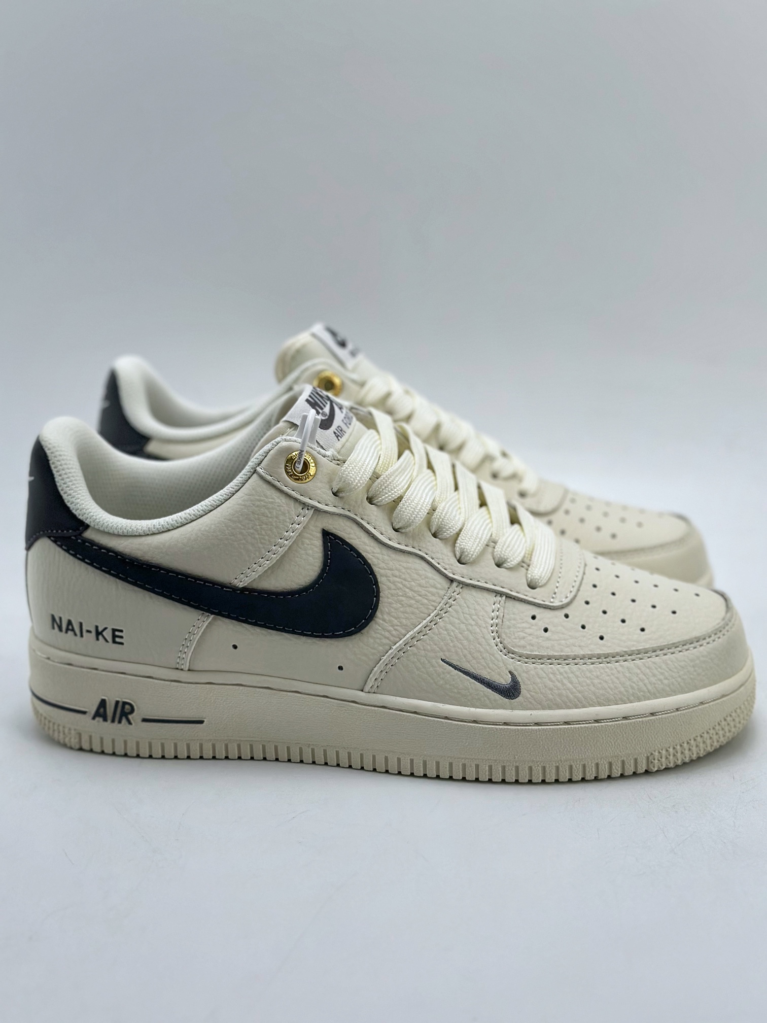 240 Nike Air Force 1 Low 07 字母米白黑 NK0621-100