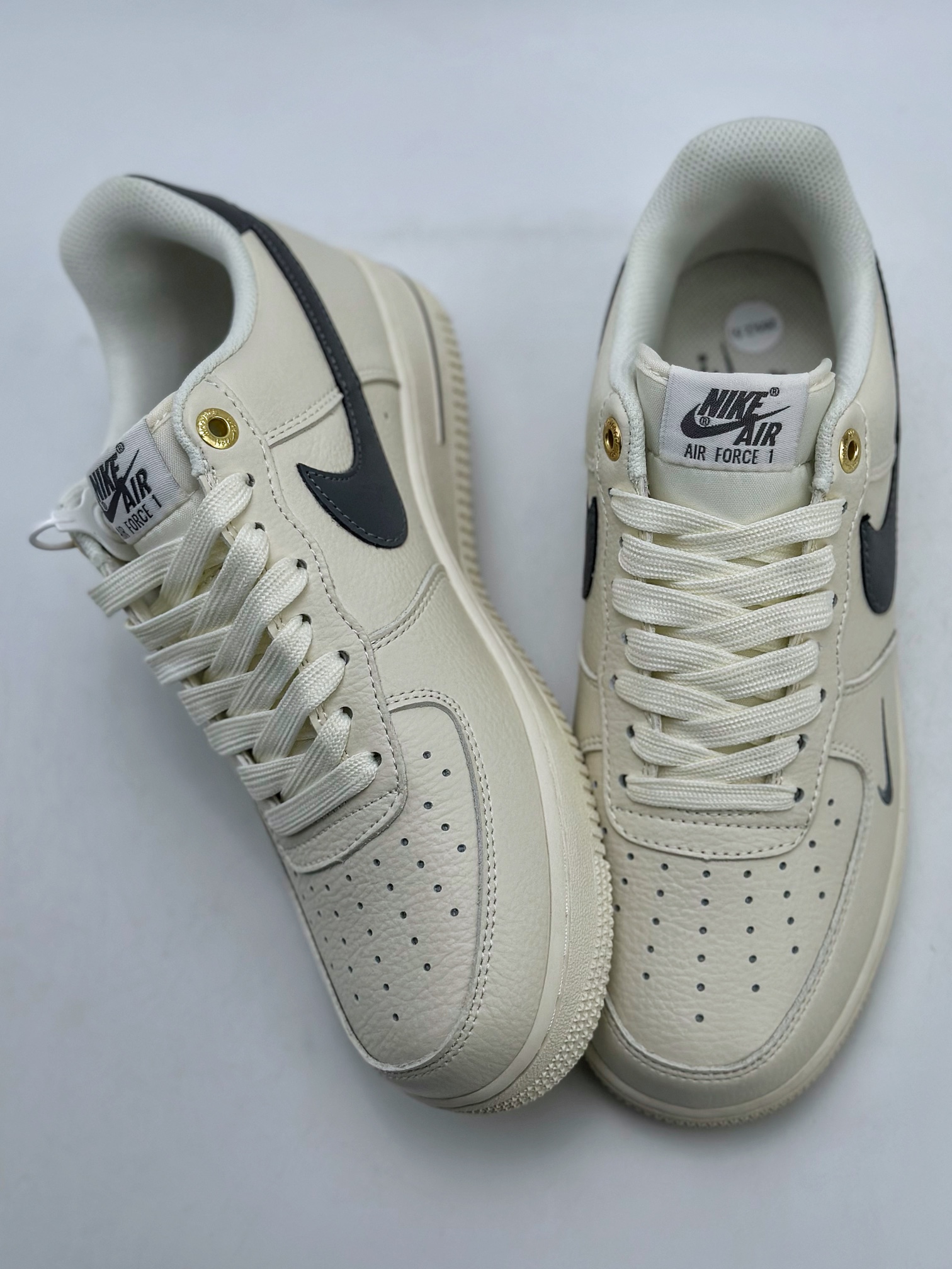 240 Nike Air Force 1 Low 07 字母米白黑 NK0621-100