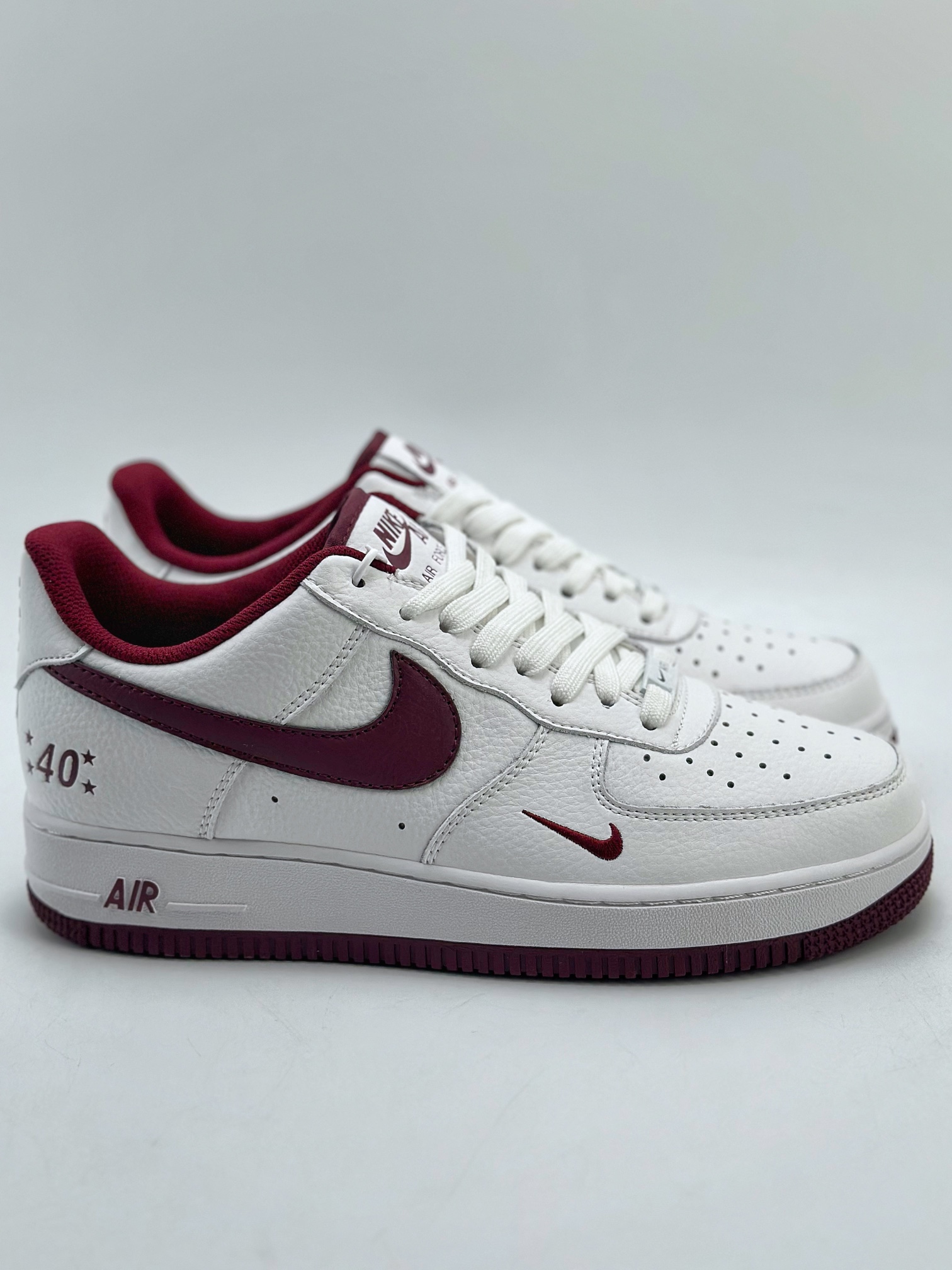 200 Nike Air Force 1 Low 07 40周年白酒红 MN5263-125