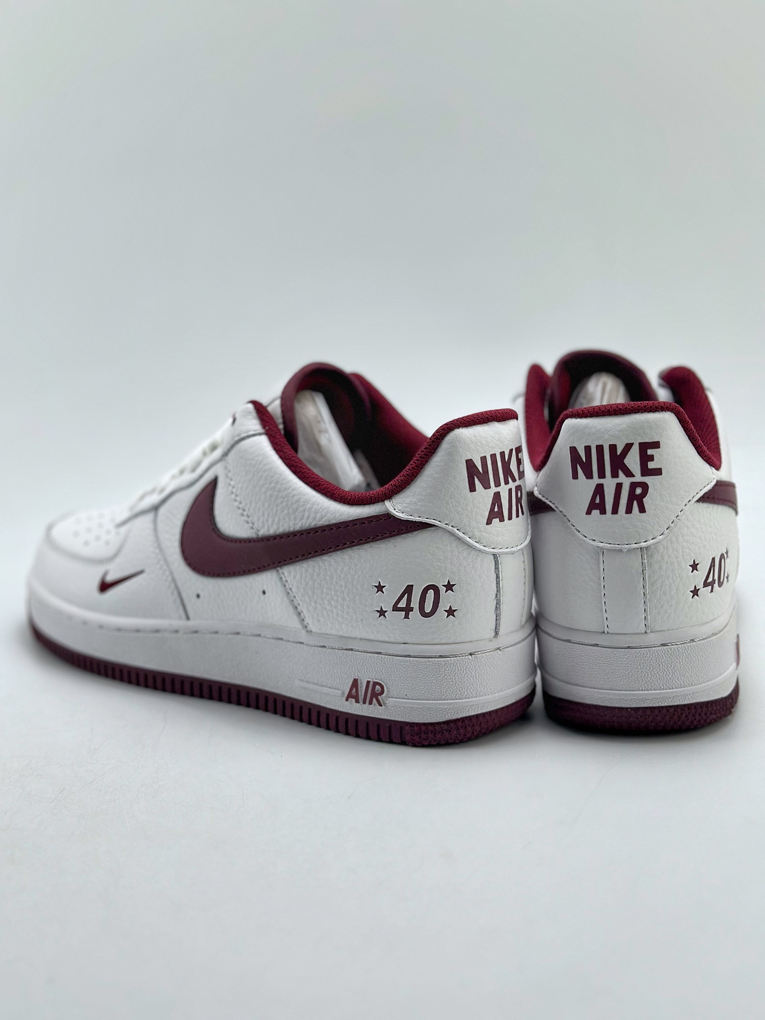 200 Nike Air Force 1 Low 07 40周年白酒红 MN5263-125