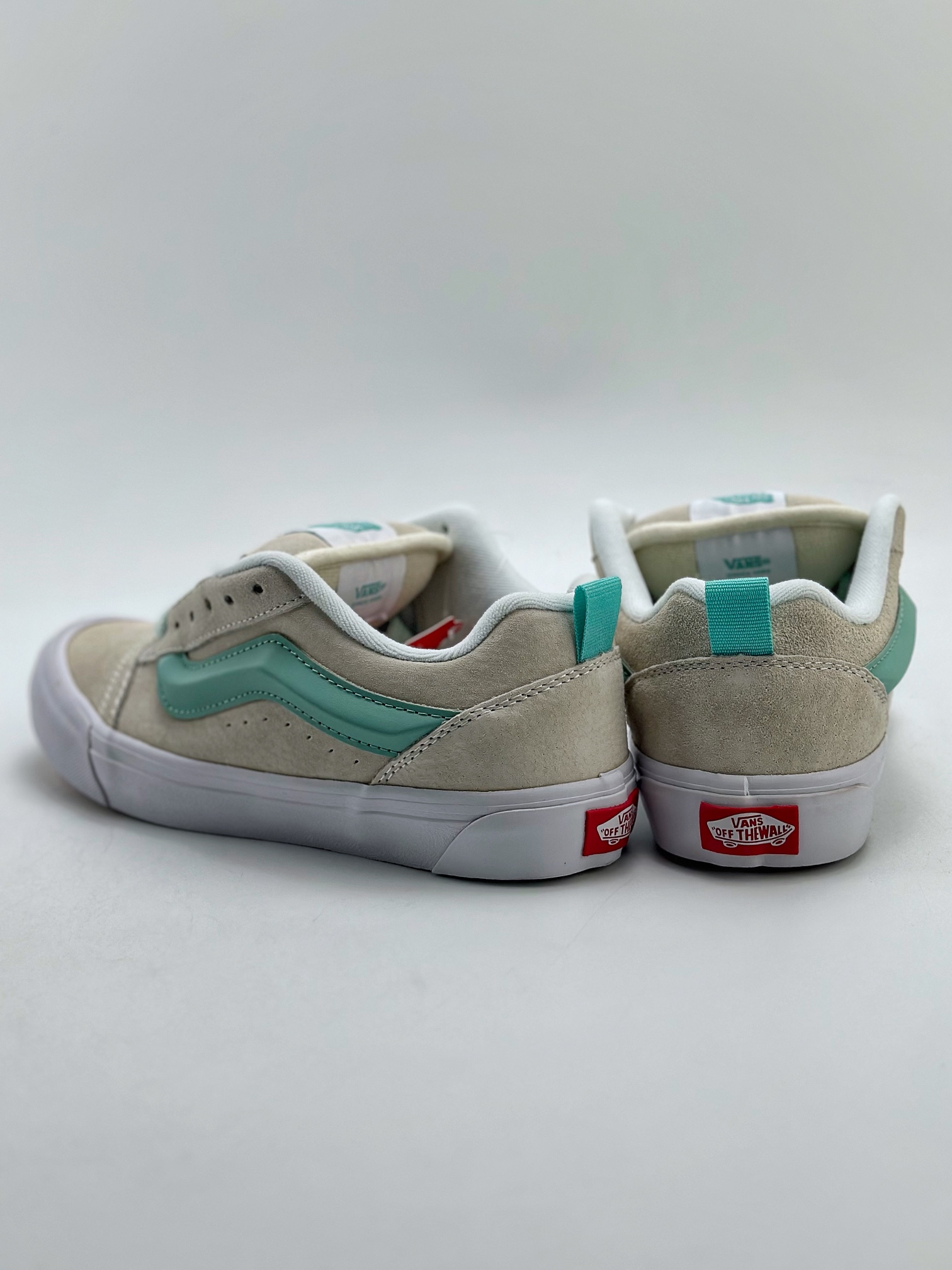 150 Vans Classics Knu Skool 范斯官方