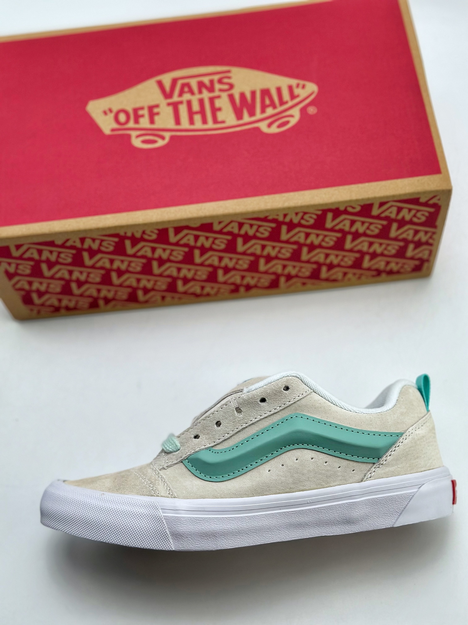 150 Vans Classics Knu Skool 范斯官方