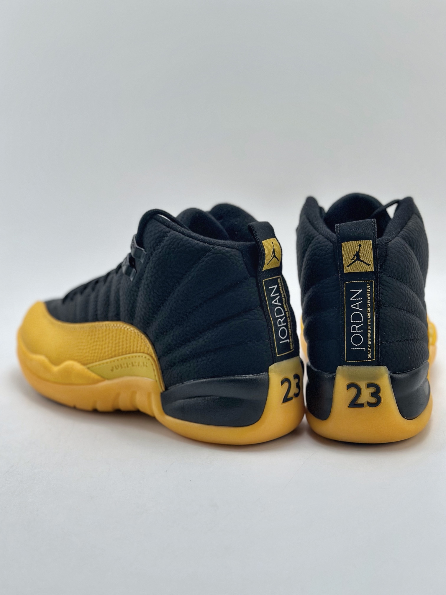 270 Air Jordan 12 Retro University Gold 黑金 AJ12乔12 男子文化篮球鞋 130690-070