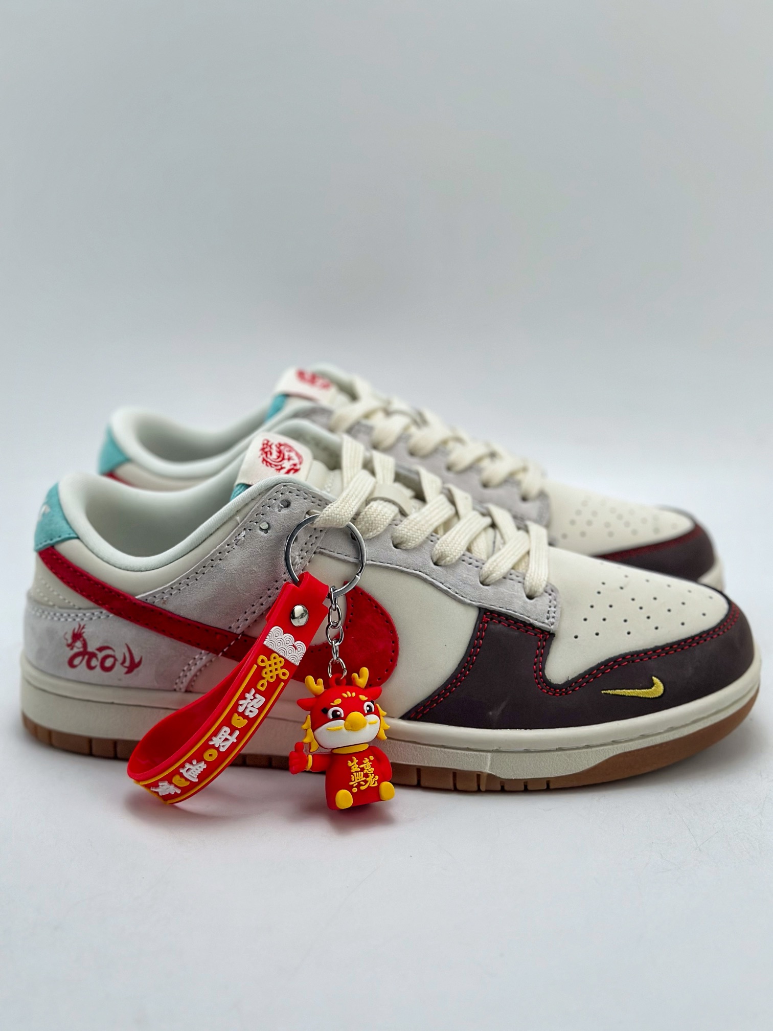 280 Nike SB Dunk Low 中国年限定 龙马精神 XB3802-710