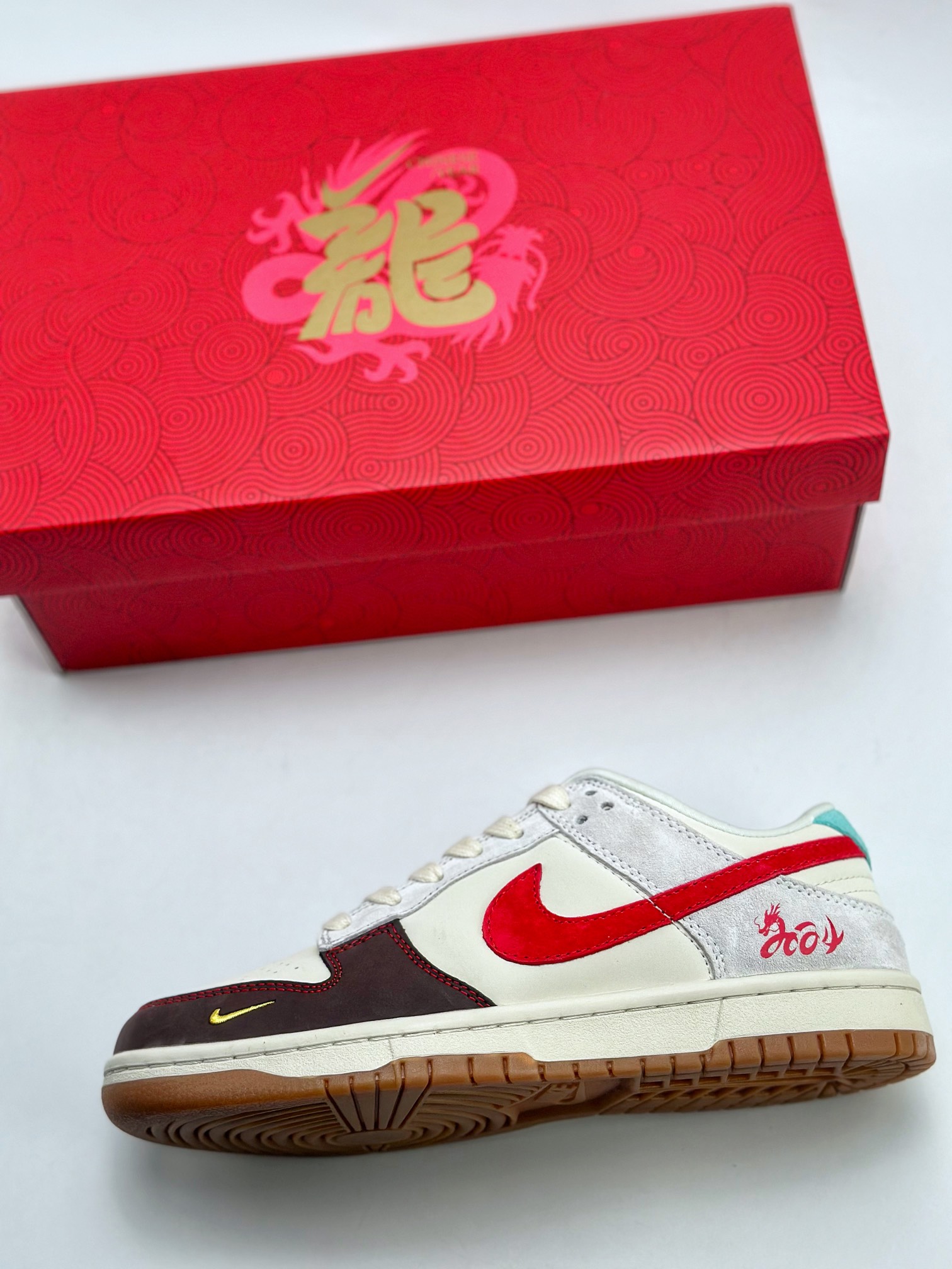 280 Nike SB Dunk Low 中国年限定 龙马精神 XB3802-710