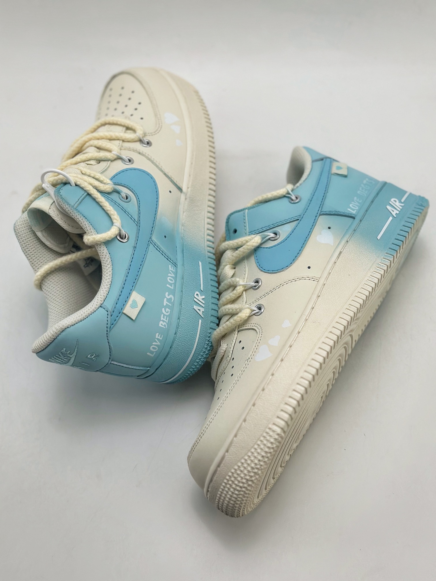 260 Nike Air Force 1 Low 07 渐变 喷绘 黄蓝 DX2340-002