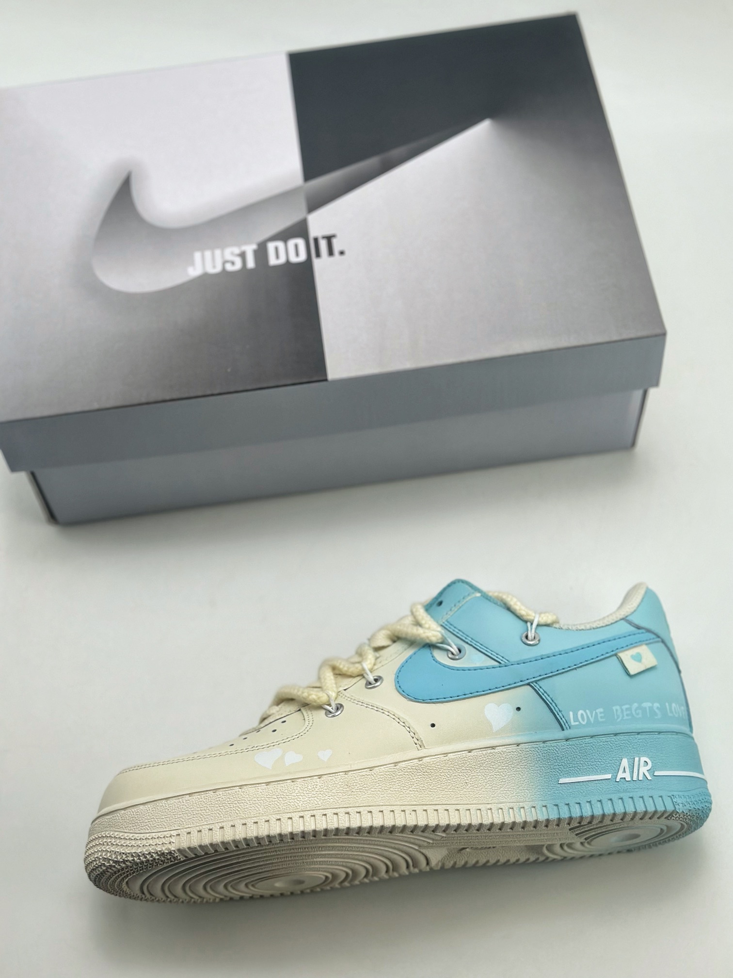 260 Nike Air Force 1 Low 07 渐变 喷绘 黄蓝 DX2340-002