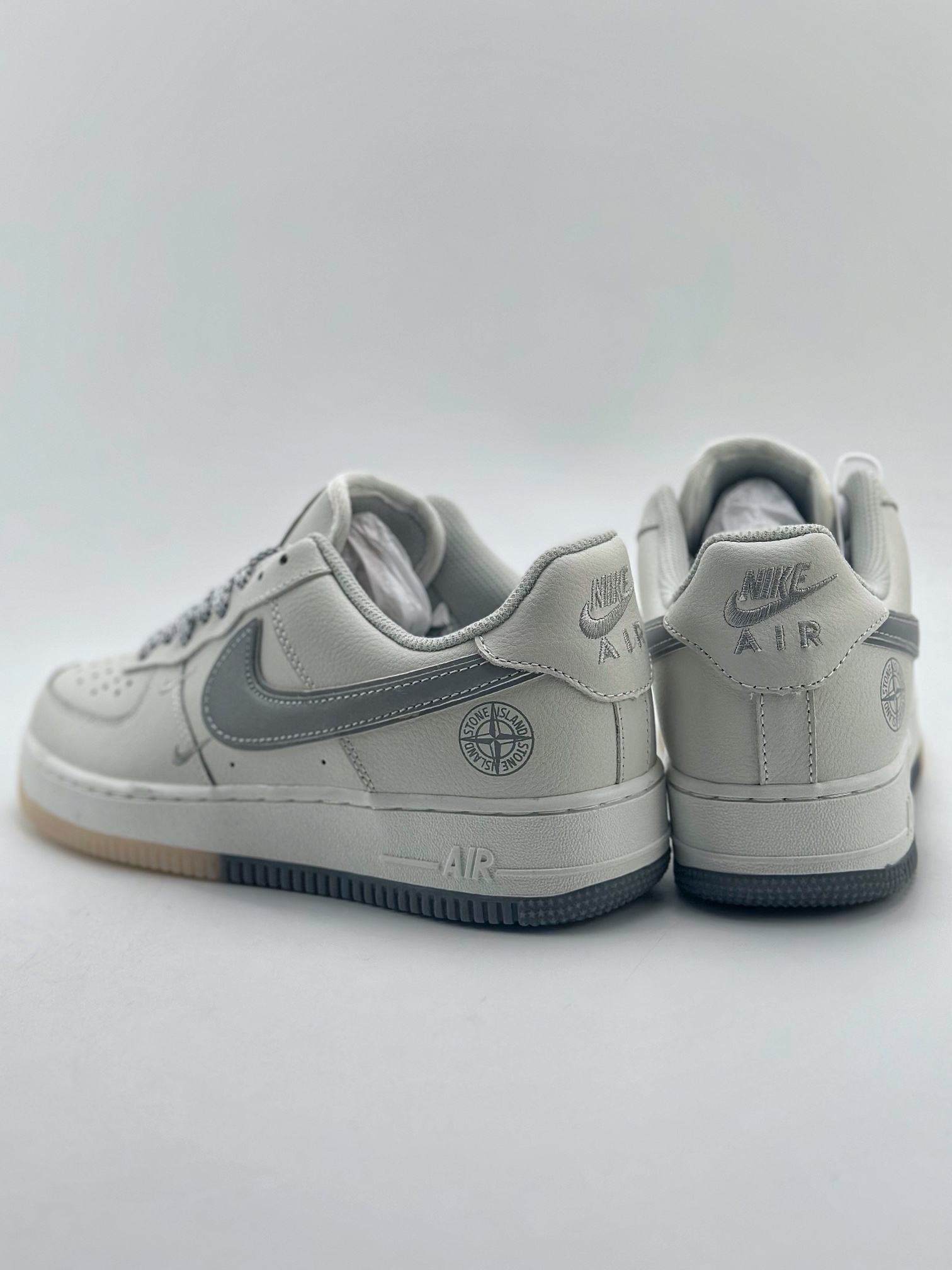 260 Nike Air Force 1 Low 07 x Stone Island 石头岛白灰 SL-240333