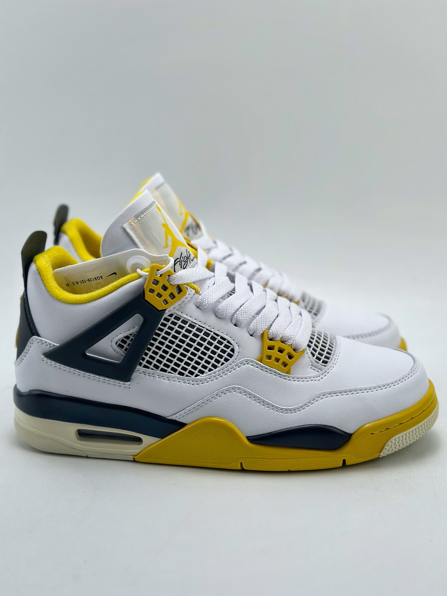 200 Air Jordan 4 Retro ”Vivid Sulfur” 白黄 AQ9129-101