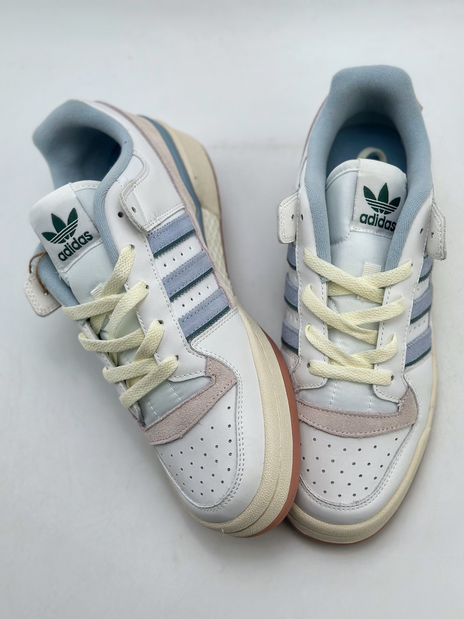 220 海外渠道版  原盒原标  Adidas Forum Low CL 三叶草低邦经典魔术贴复古板鞋  IG39646