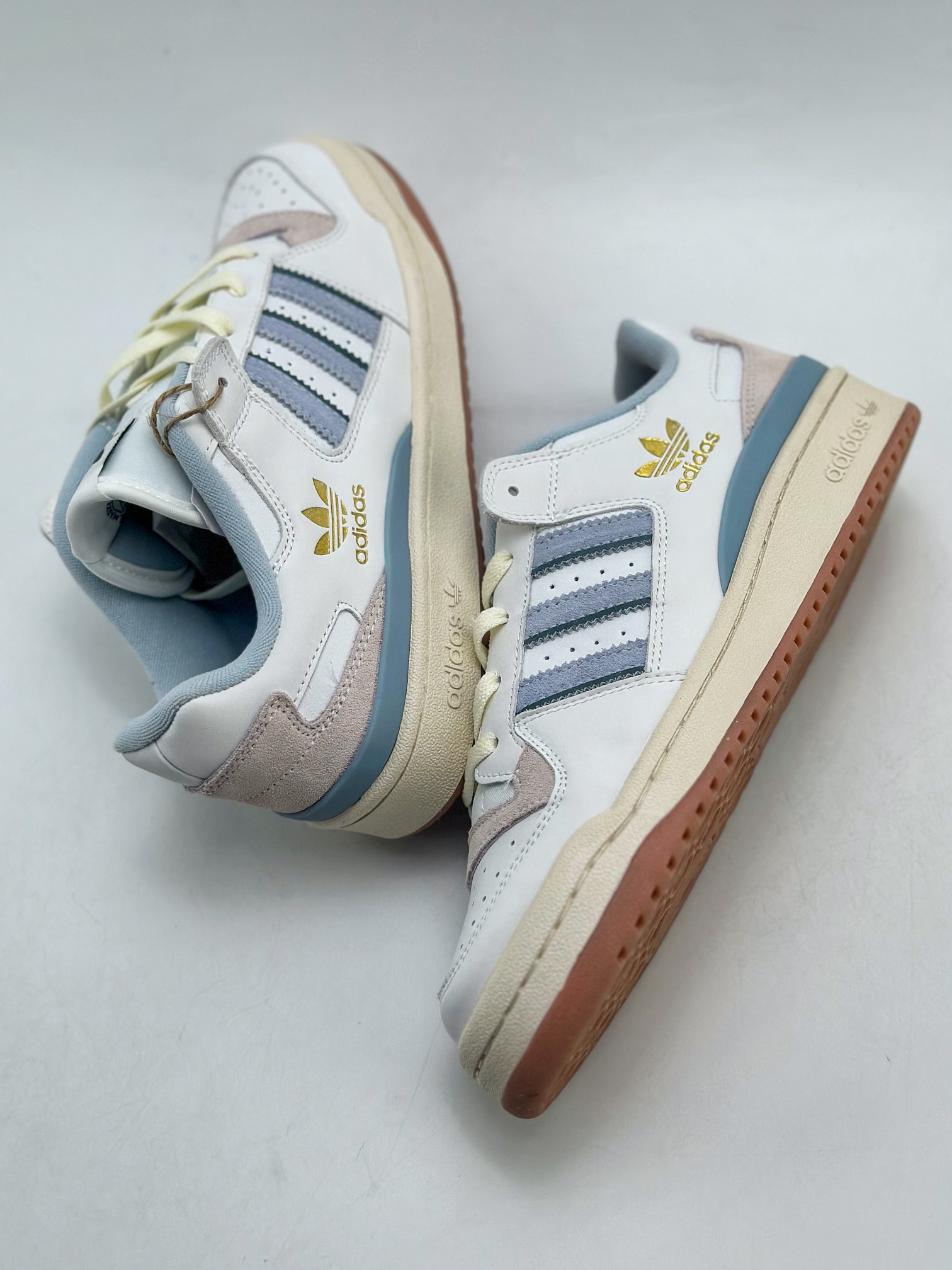 220 海外渠道版  原盒原标  Adidas Forum Low CL 三叶草低邦经典魔术贴复古板鞋  IG39646