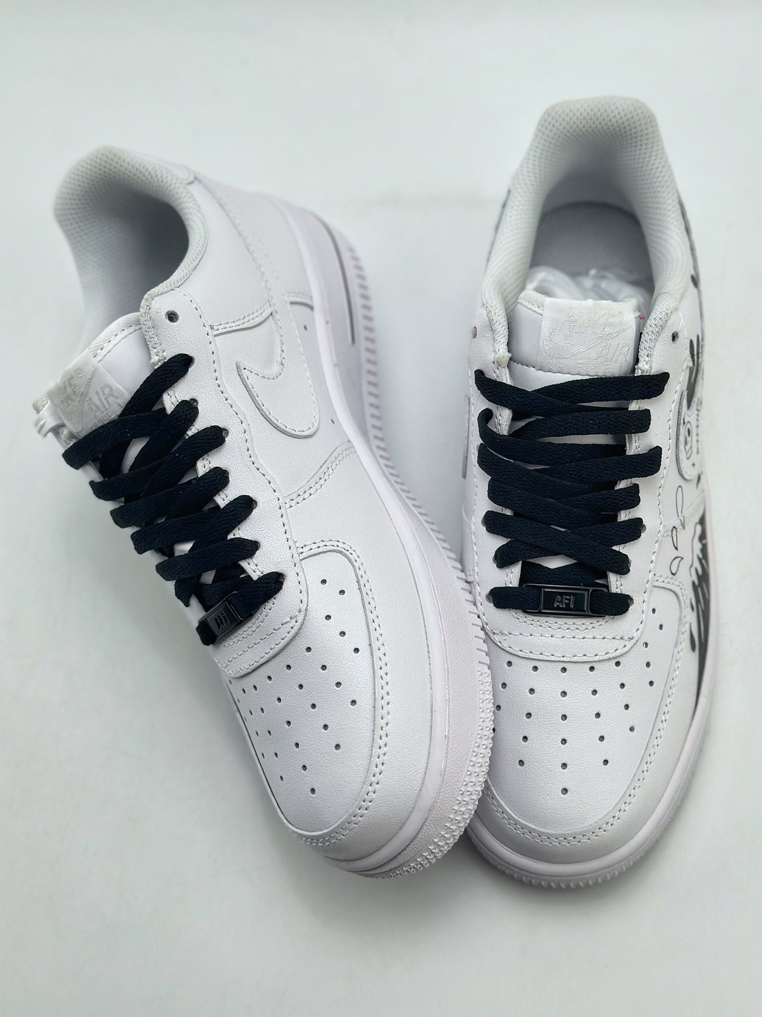 200 Nike Air Force 1 Low 07 手绘 火山喷发 黑白 AM0703-121