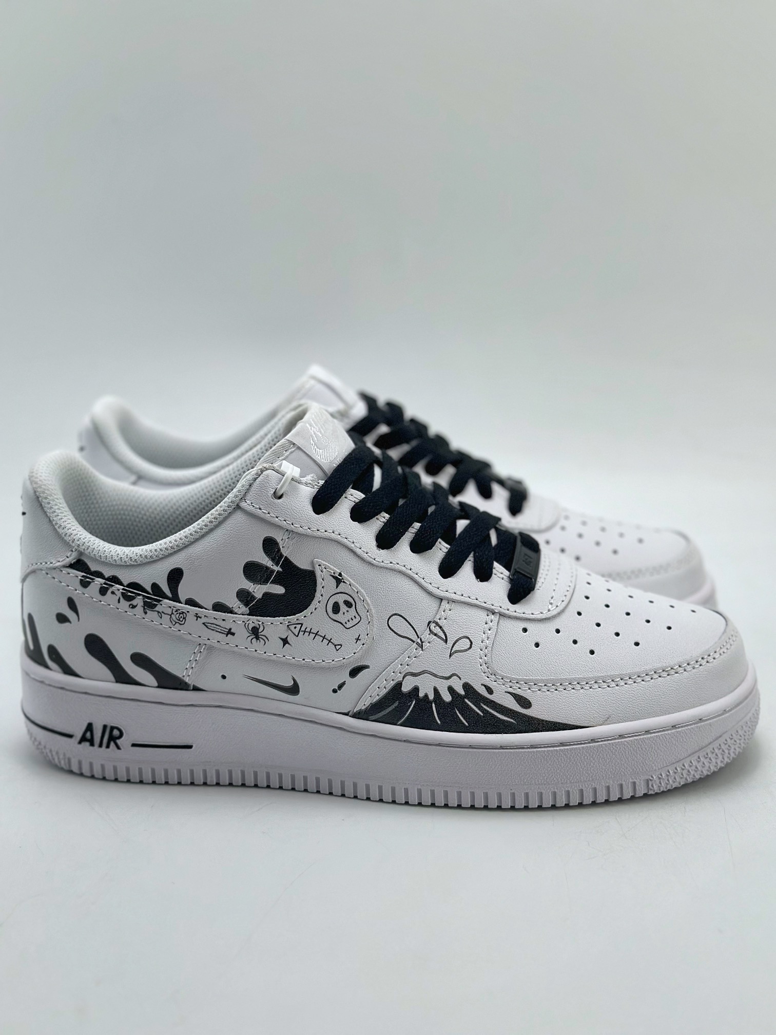 200 Nike Air Force 1 Low 07 手绘 火山喷发 黑白 AM0703-121