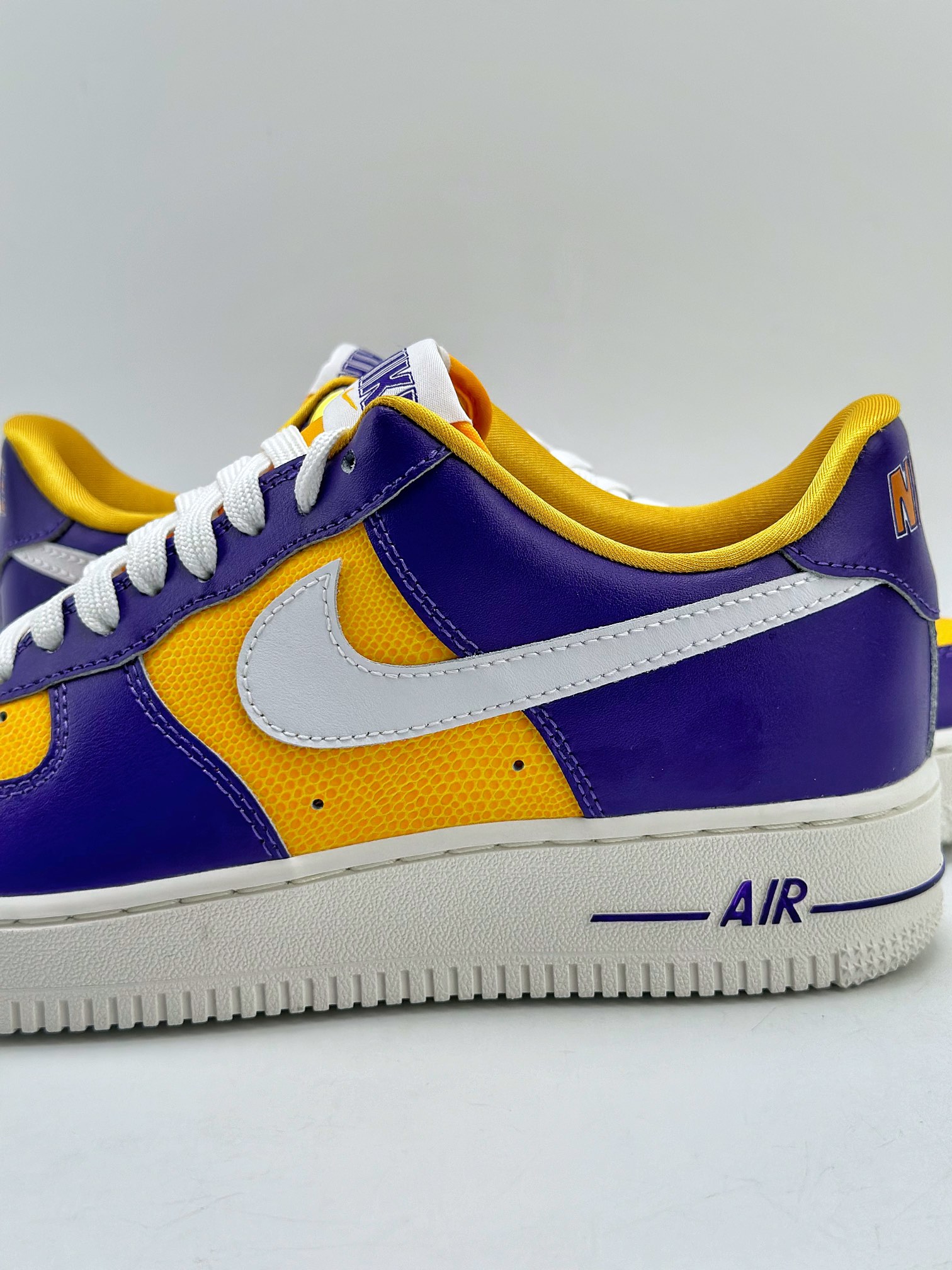 200 Nike Air Force 1 Low 07 紫黄 FJ1408-500