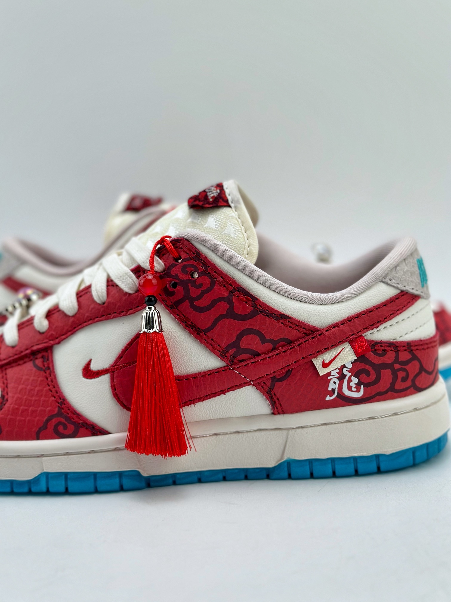 200 Nike SB Dunk Low 莓刻 云起祥龙 CNY 龙年限定 FZ5065-112