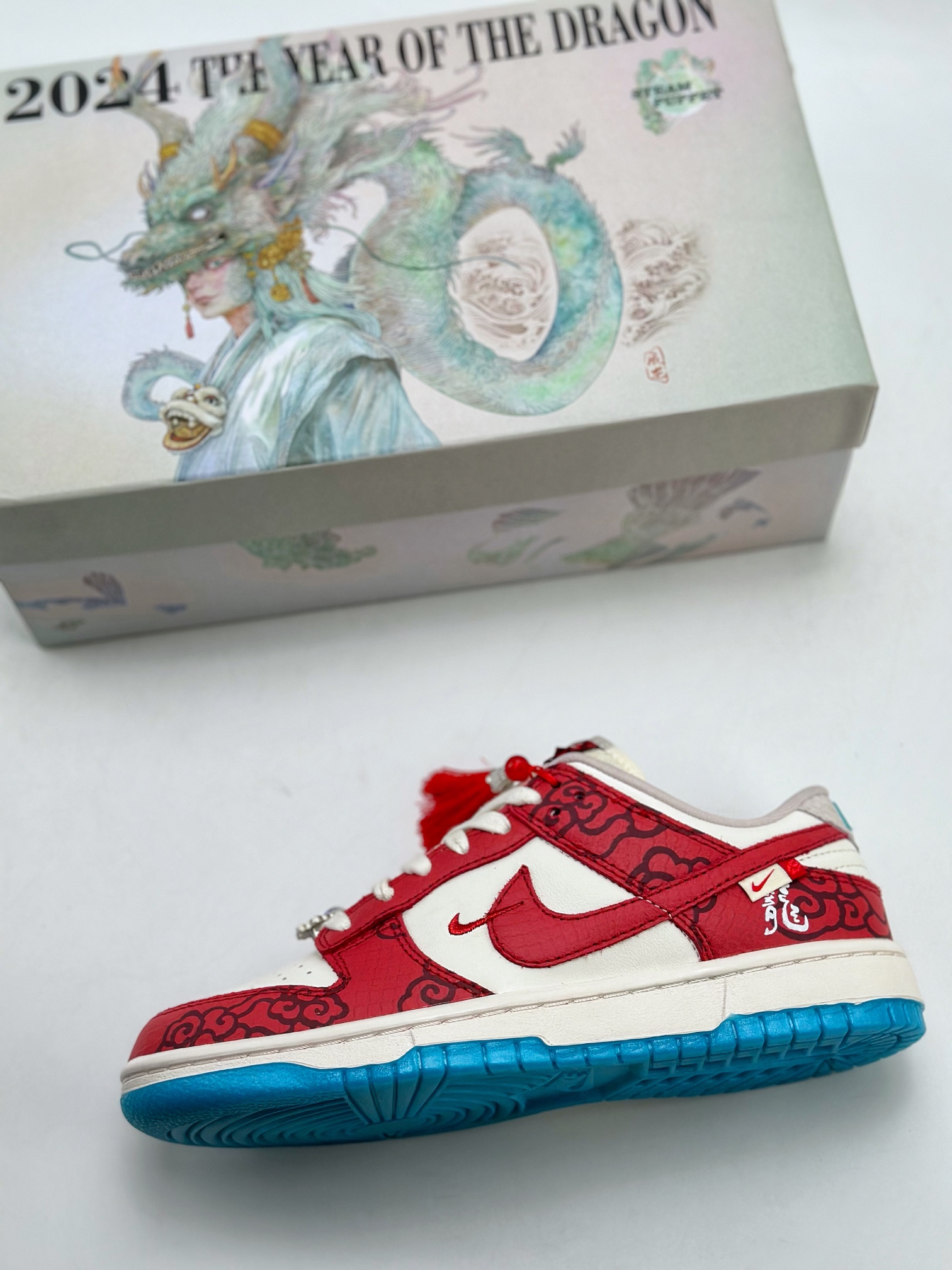 200 Nike SB Dunk Low 莓刻 云起祥龙 CNY 龙年限定 FZ5065-112