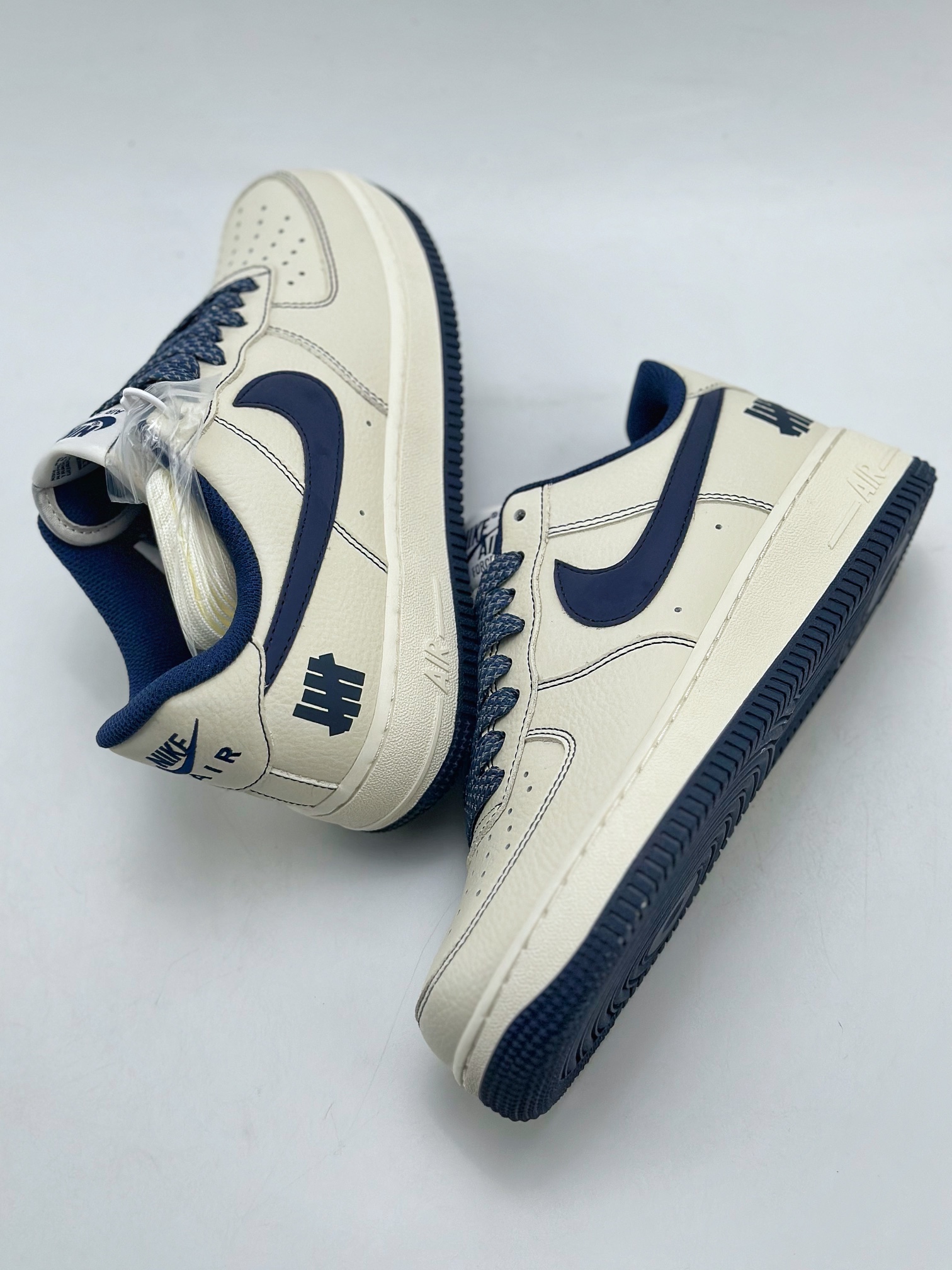 240 Nike Air Force 1 Low 07 五道杠 米白深蓝满天星 UN2395-522