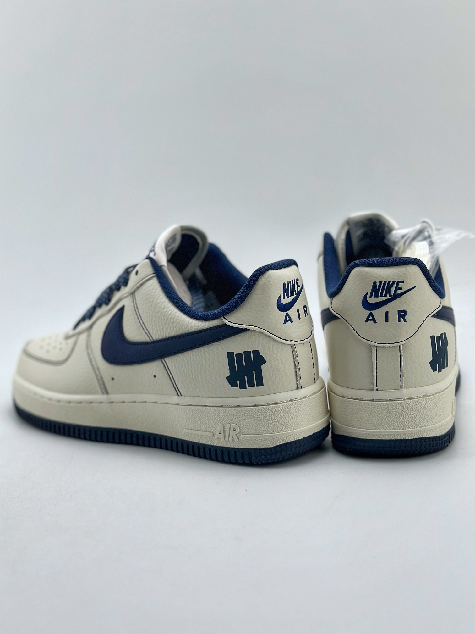 240 Nike Air Force 1 Low 07 五道杠 米白深蓝满天星 UN2395-522