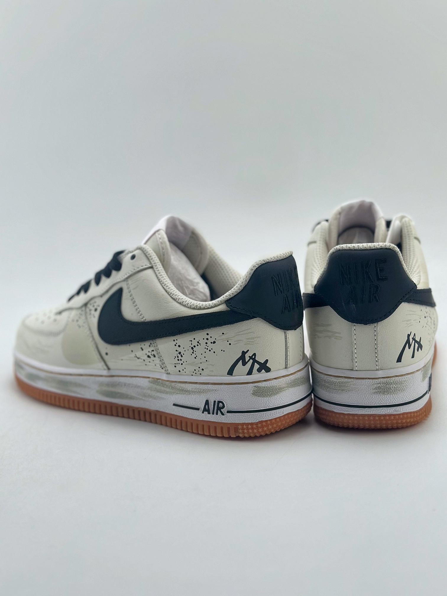 240 Nike Air Force 1 Low 07 麦克斯 DM0576-101