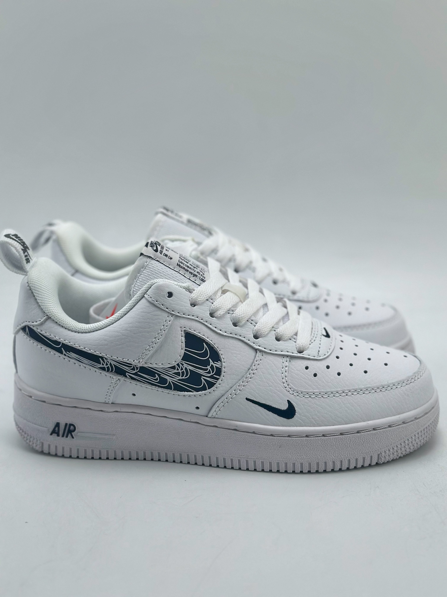 220 Nike Air Force 1 Low 07 白黑勾 FB8971-200