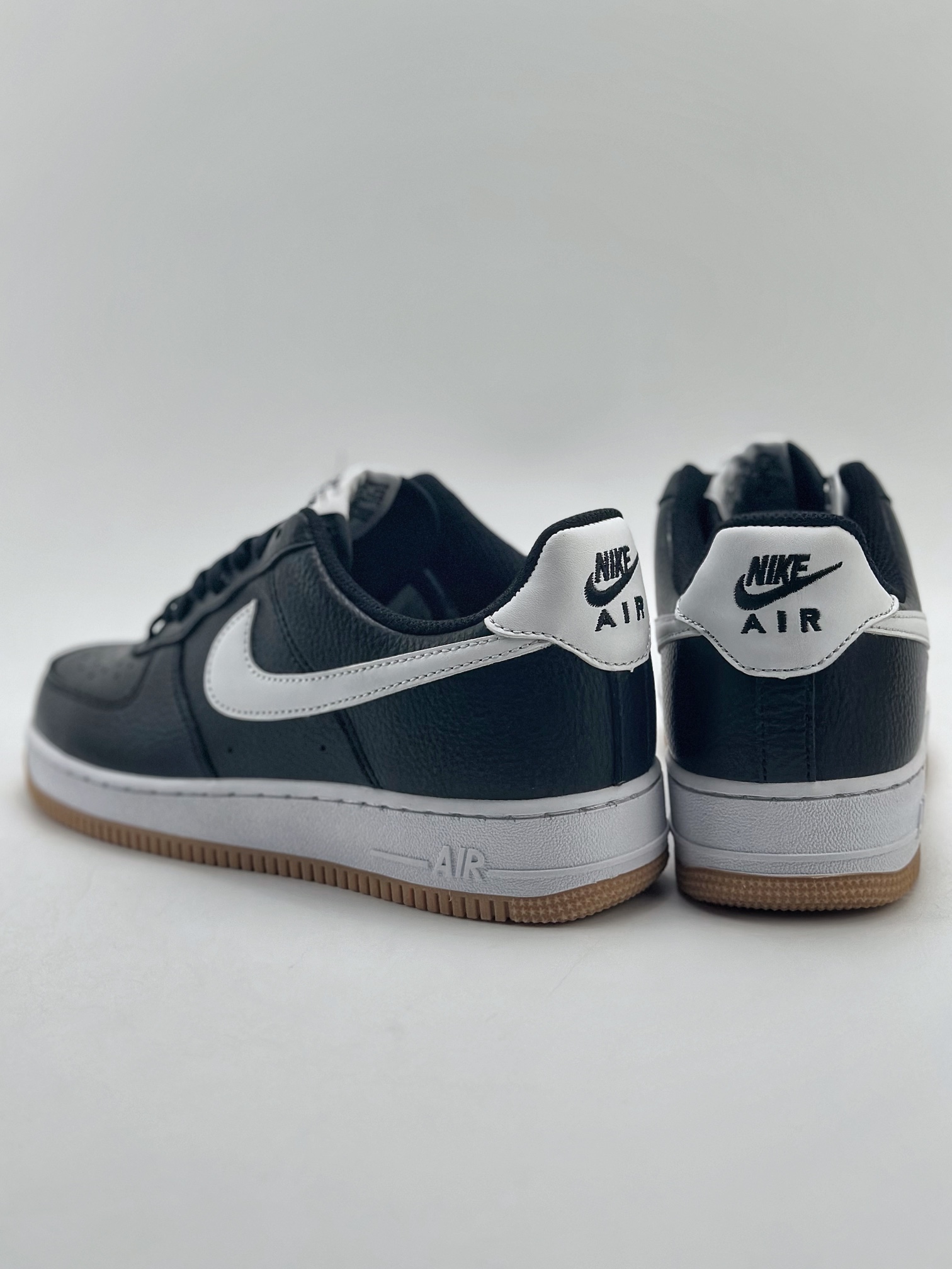 220 Nike Air Force 1 Low 07 黑白生胶