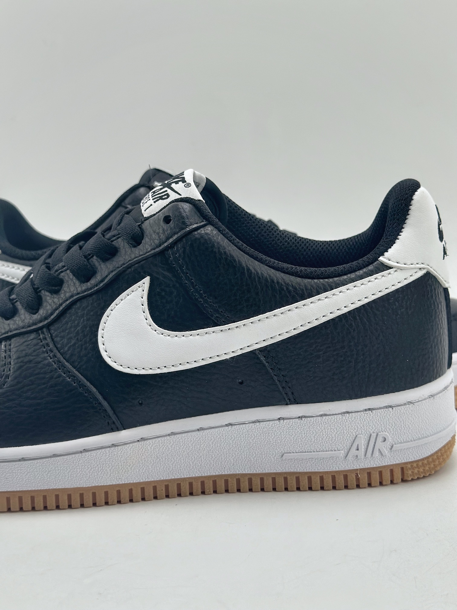 220 Nike Air Force 1 Low 07 黑白生胶