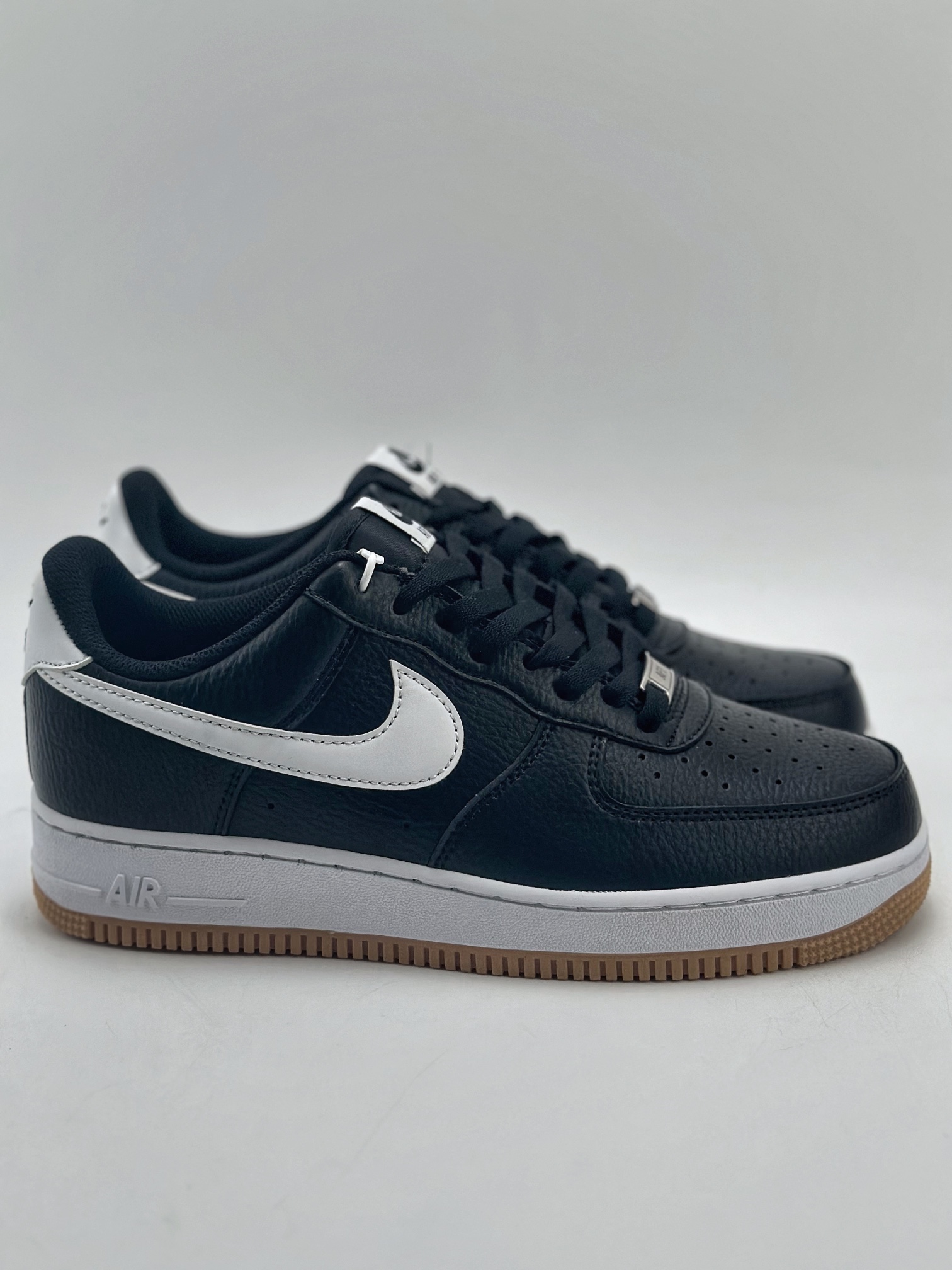 220 Nike Air Force 1 Low 07 黑白生胶